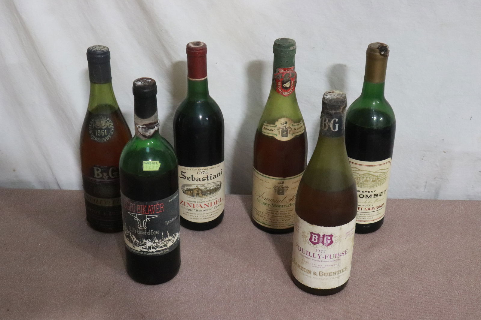 6 vintage wine bottles (1 of 9)