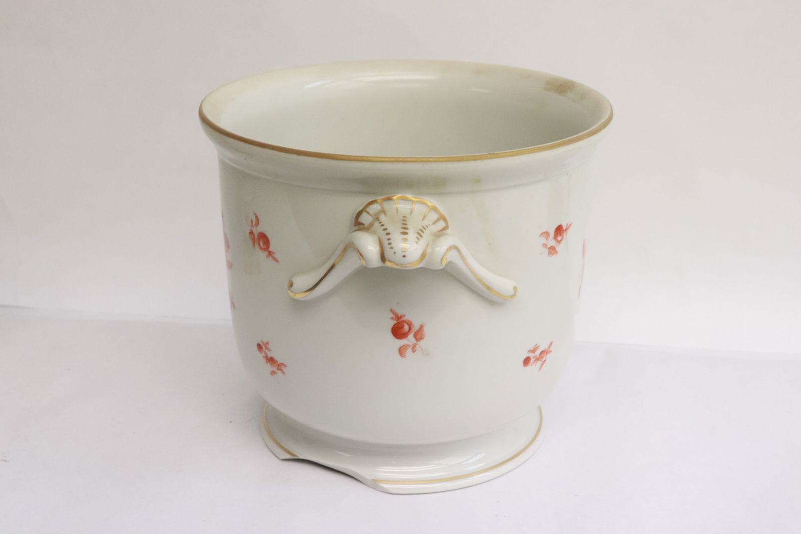 2 pieces Herend porcelain, chips - 3