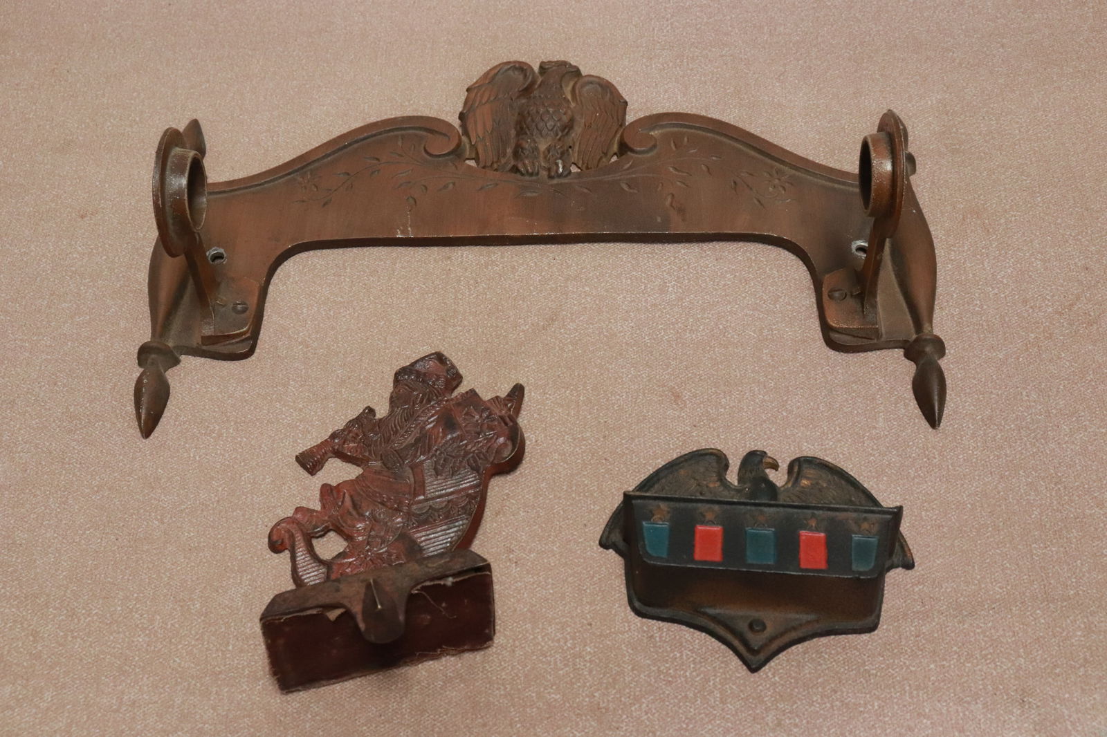 3 pieces Victorian cast iron (1 of 9)