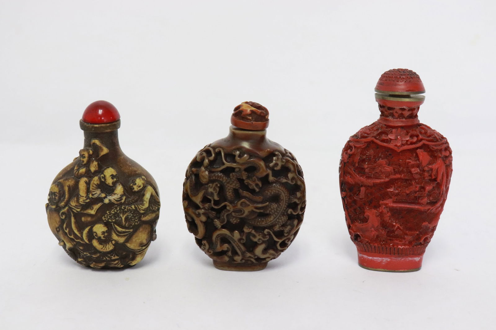 3 snuff bottles (1 of 11)
