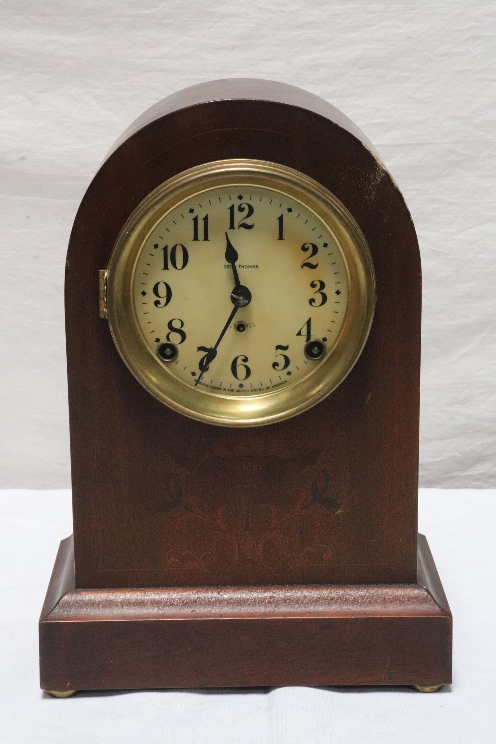 Antique Seth Thomas keywind table clock (1 of 8)