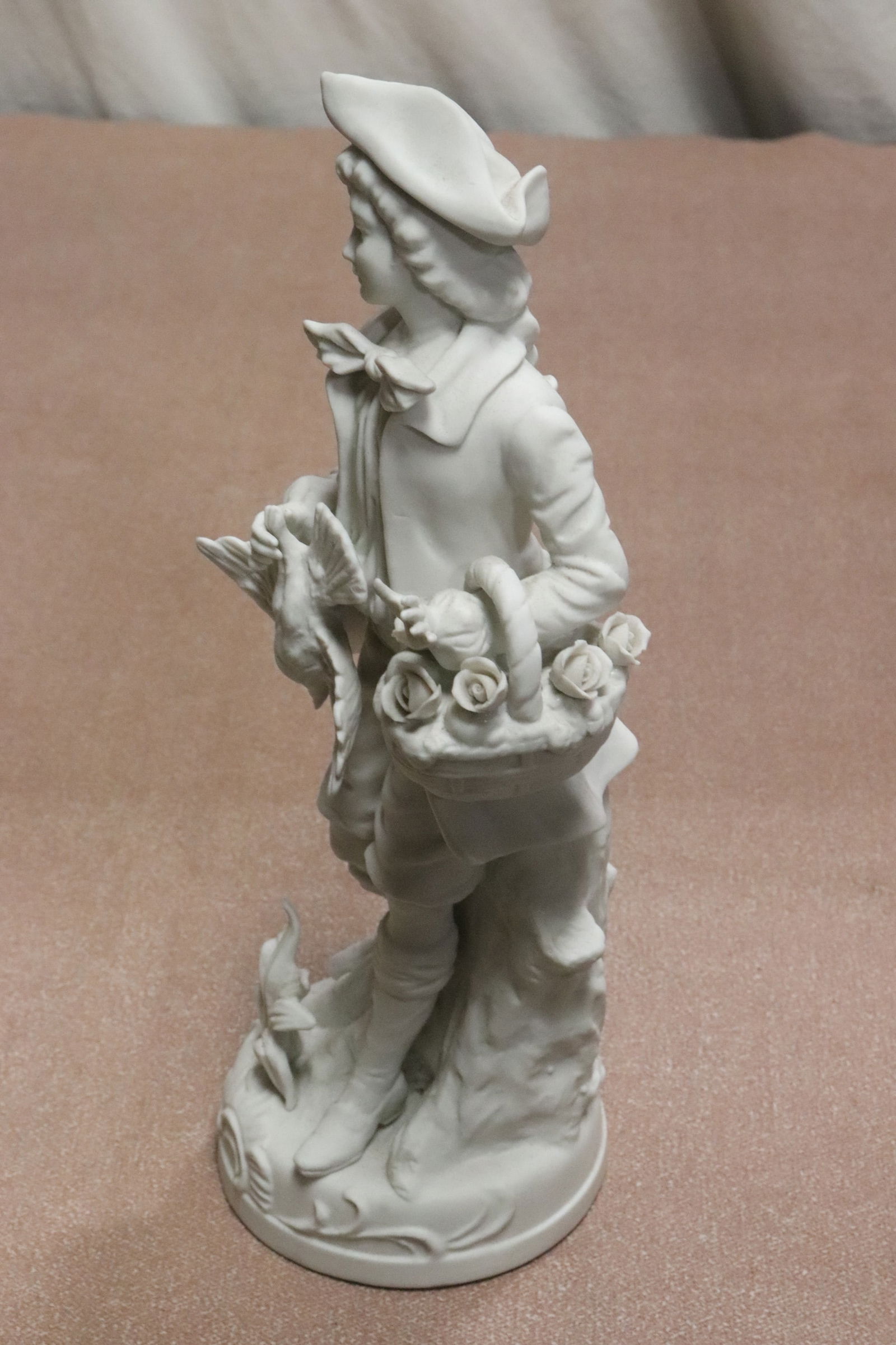 3 bisque sculptures - 6