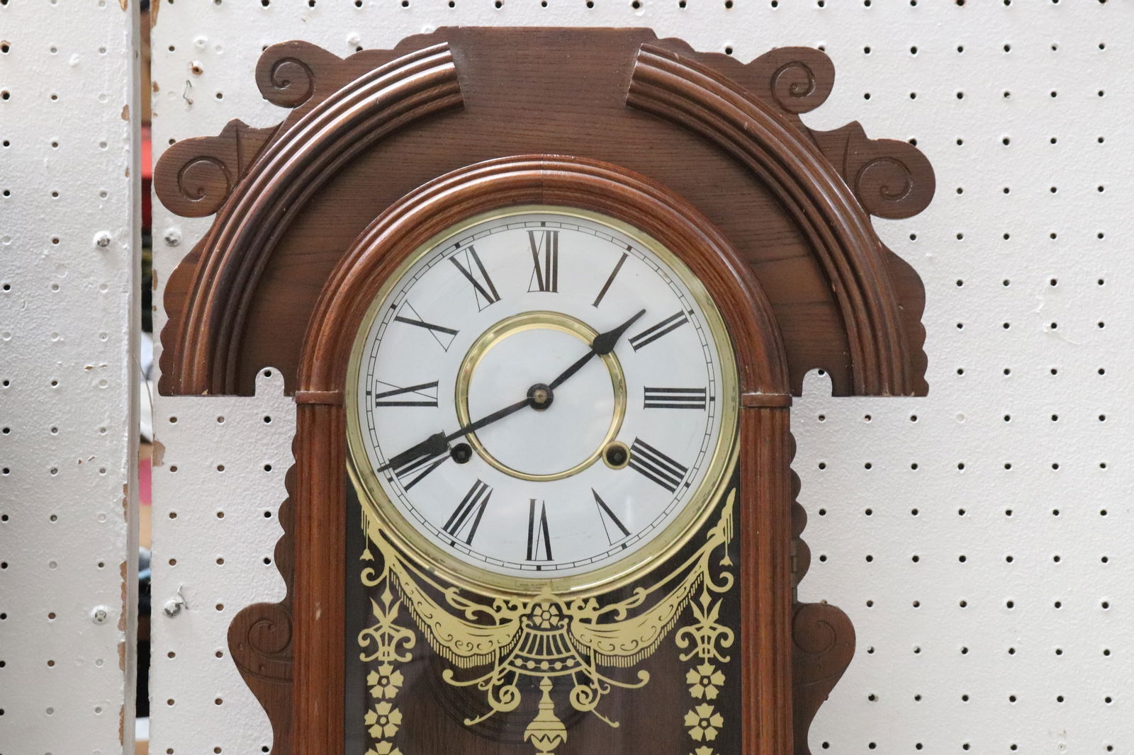 A wall hanging keywind clock - 2