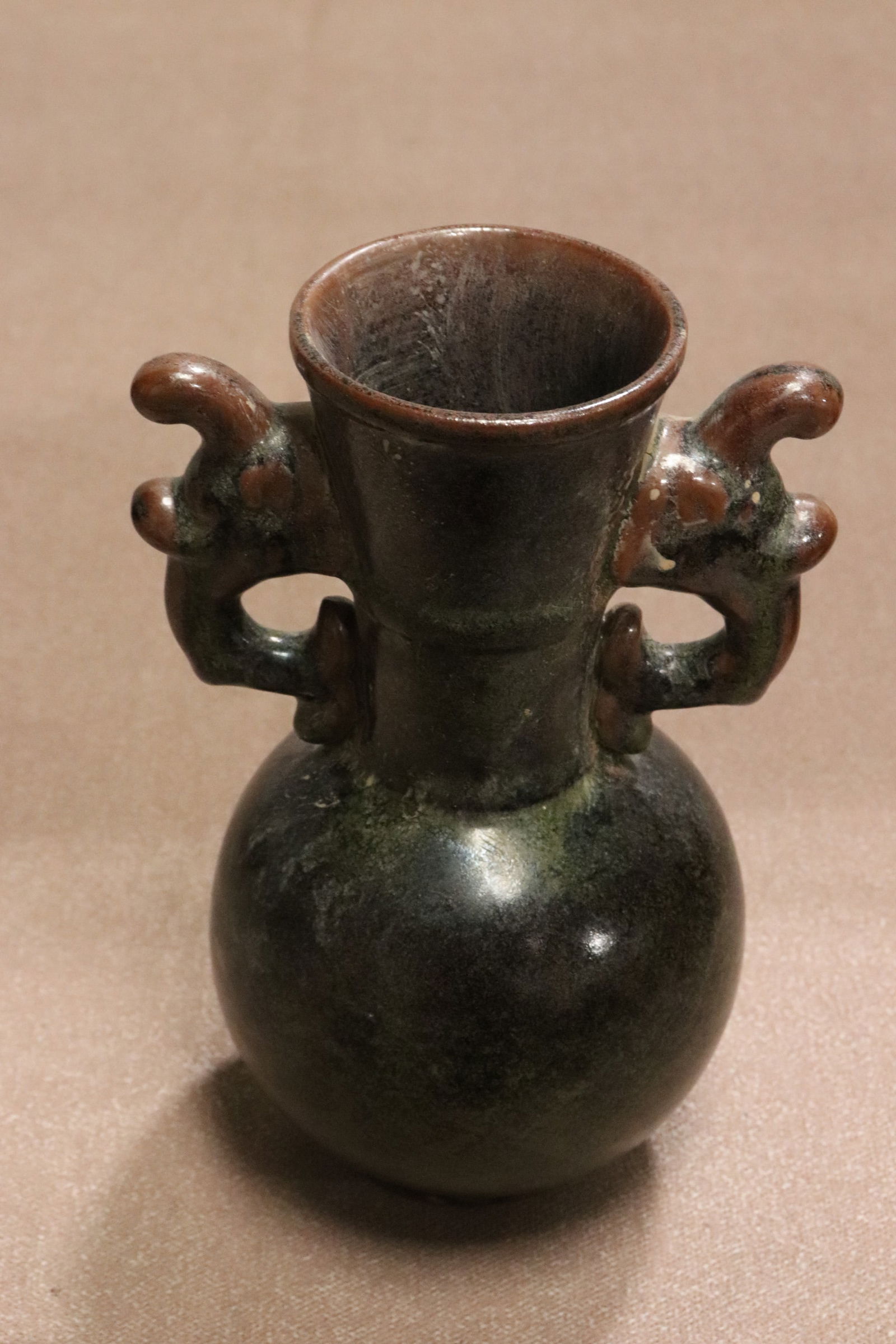 3 brown glazed earthenware articles - 5