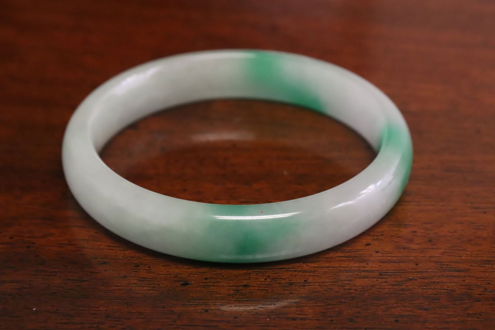A jadeite like bangle - 4