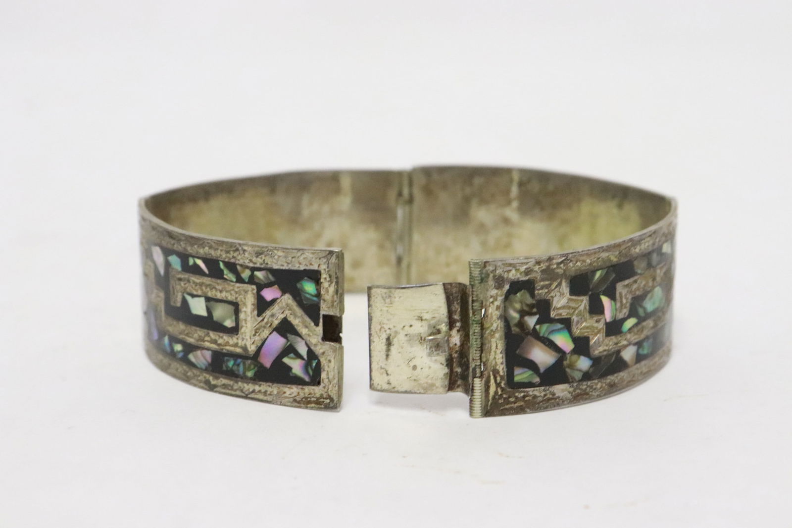 6 sterling items - 8