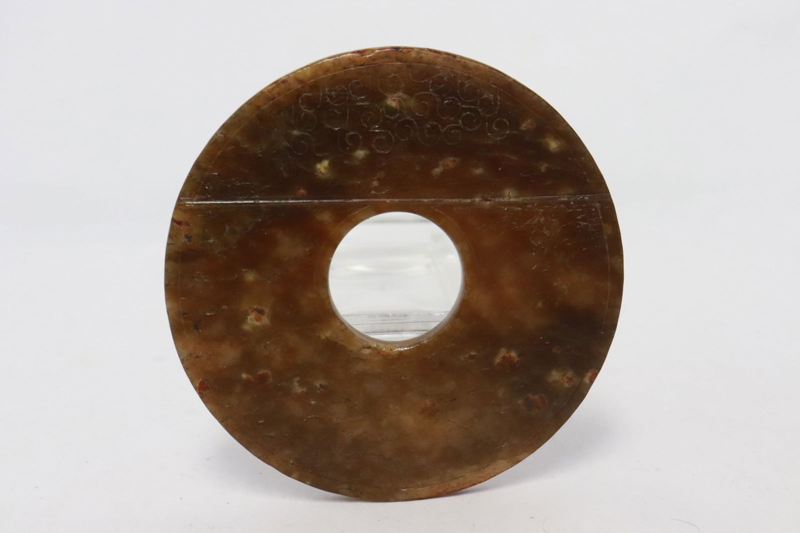 Very fine Chinese archaic jade disc, edge worn (1 of 6)