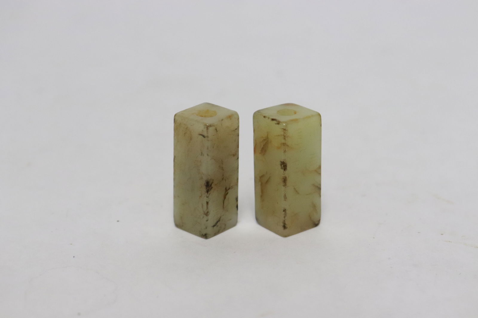 2 Chinese Ming white jade rectangular bead (1 of 5)