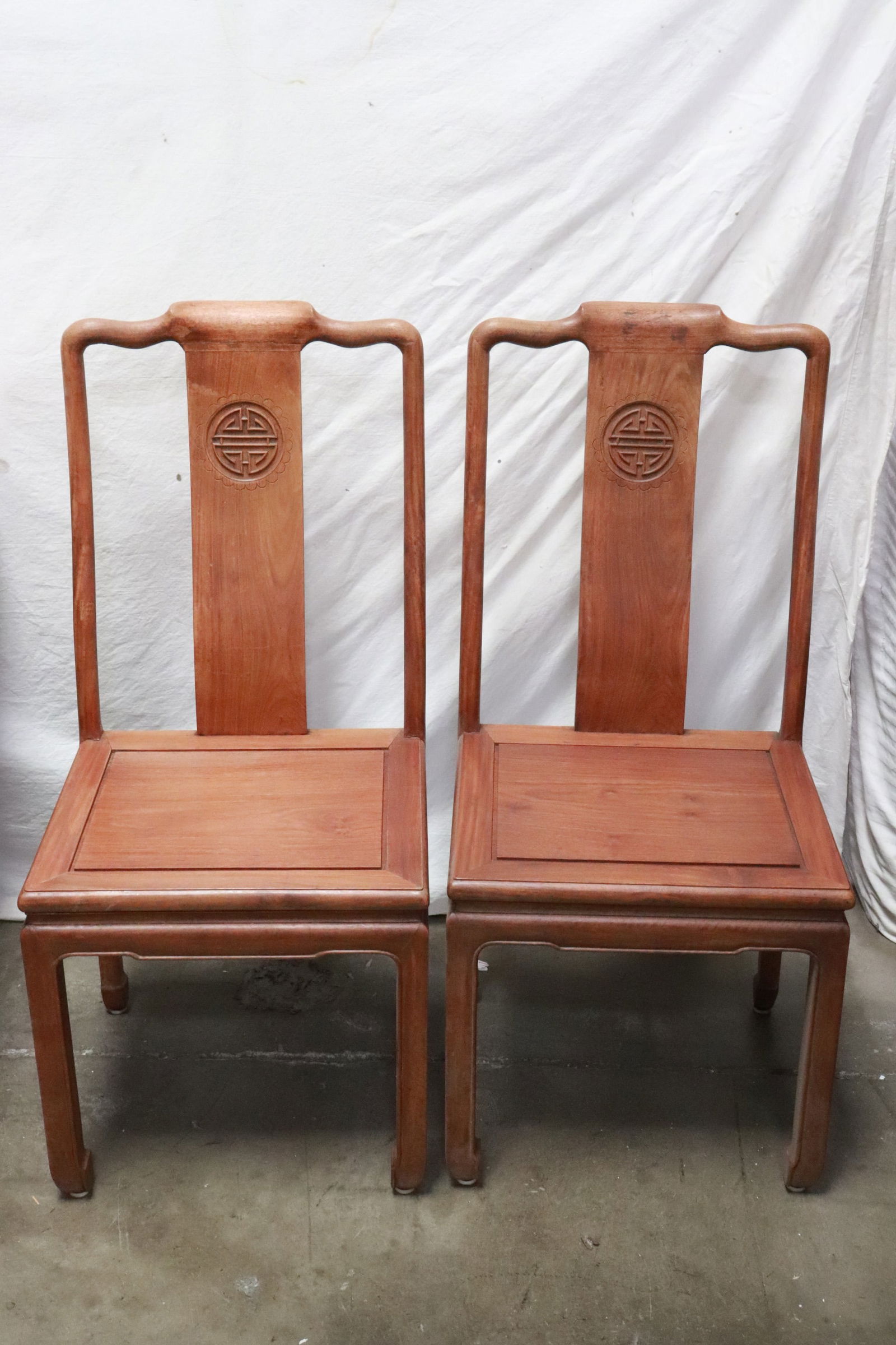 2 Chinese rosewood side chairs (1 of 7)