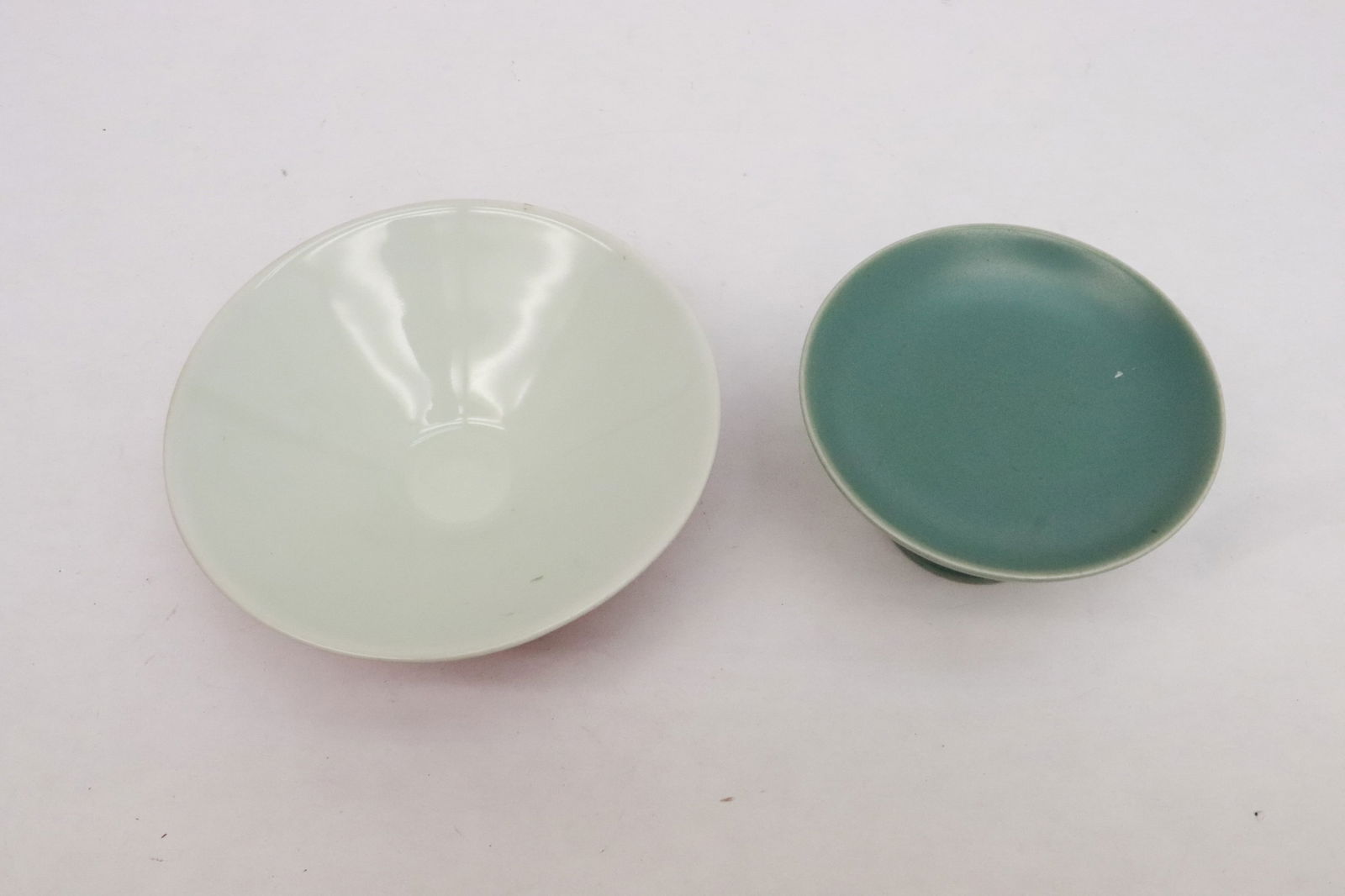 Pair doucai porcelain tea cups: Pair doucai porcelain tea cups, 2.25"x3.9"dia, 1.8"x5.35"dia