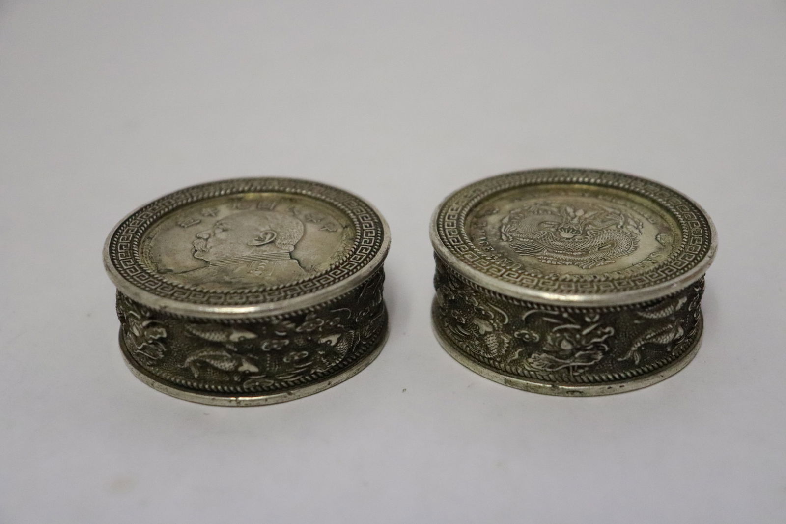 2 round white bronze small boxes: 2 round white bronze small boxes, 0.8"x2"dia ea
