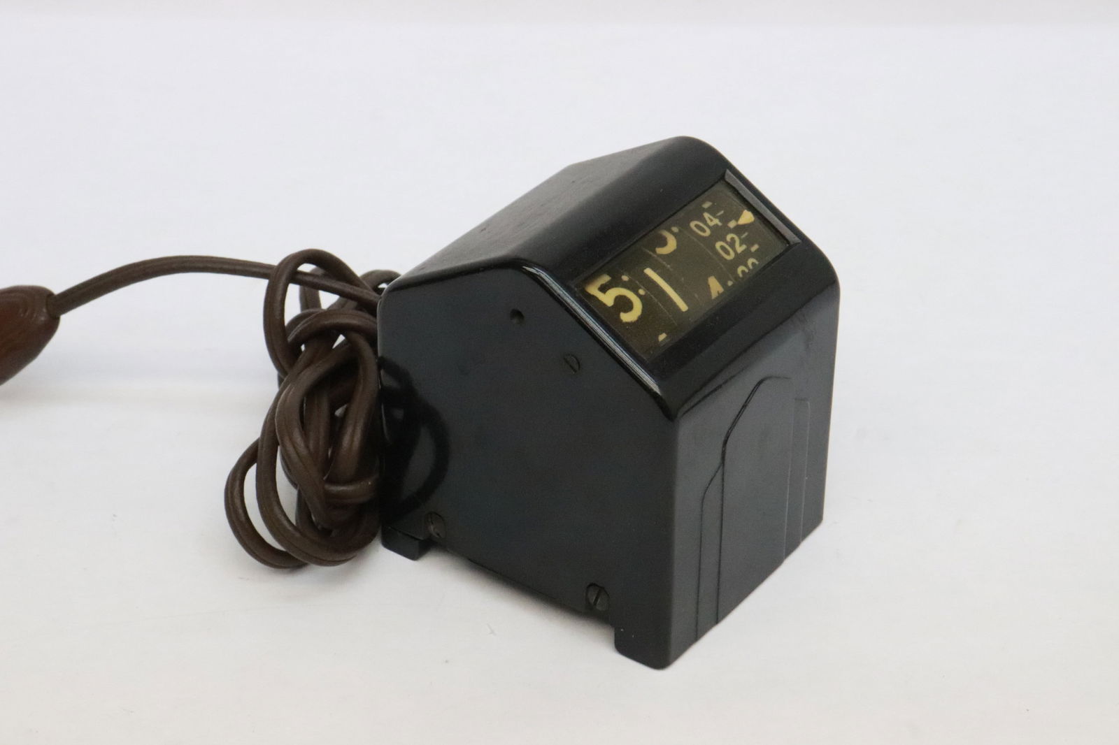 art deco double display table clock with Bakelite case - 4