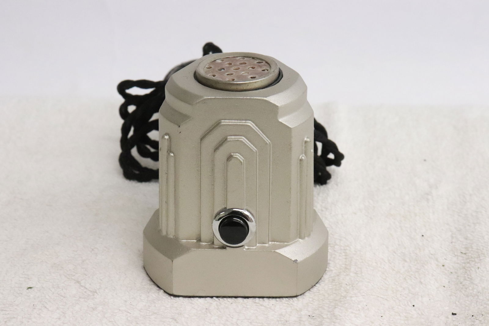 Art deco electric lighter: Art deco electric lighter, 2.8"x2.5"dia