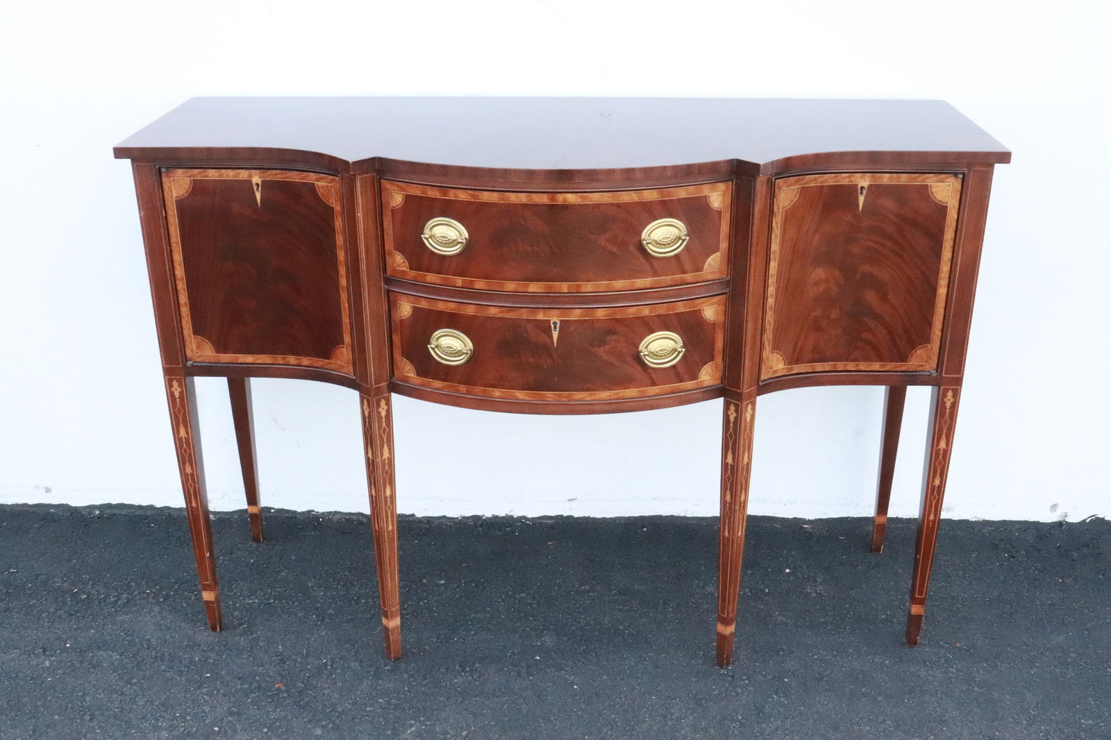 Fine Sheraton style inlaid server: Fine Sheraton style inlaid server, 38.25"x56.2"x21.2"