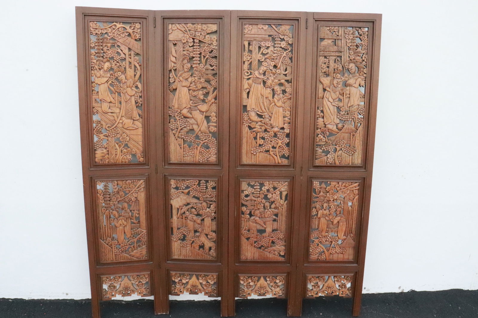 Chinese 19th/20th c. 4-panel carved wood room divider (1 of 11)