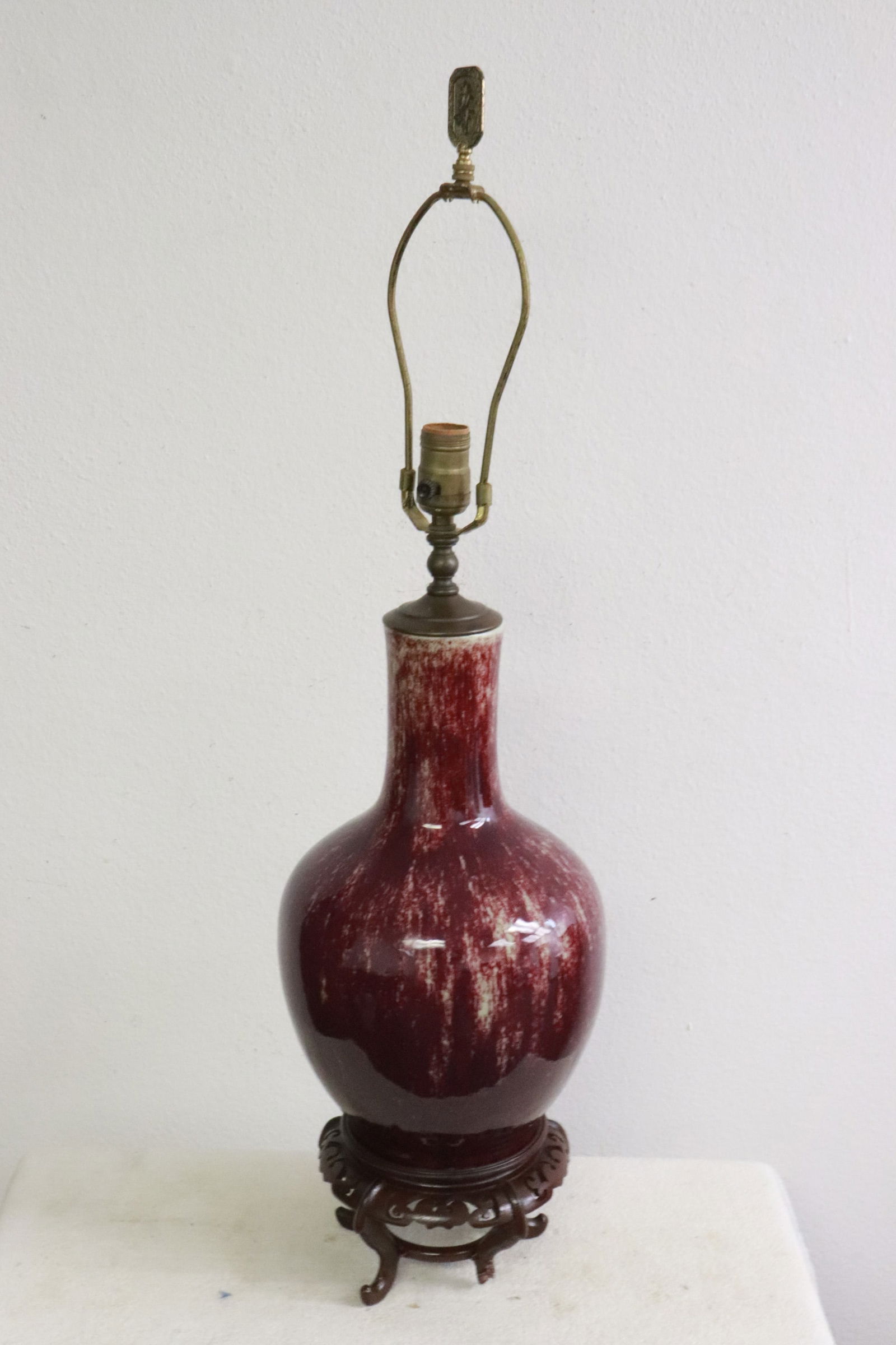 Chinese 18th c. porcelain vase, made as lamp, Qianlong period (1 of 8)