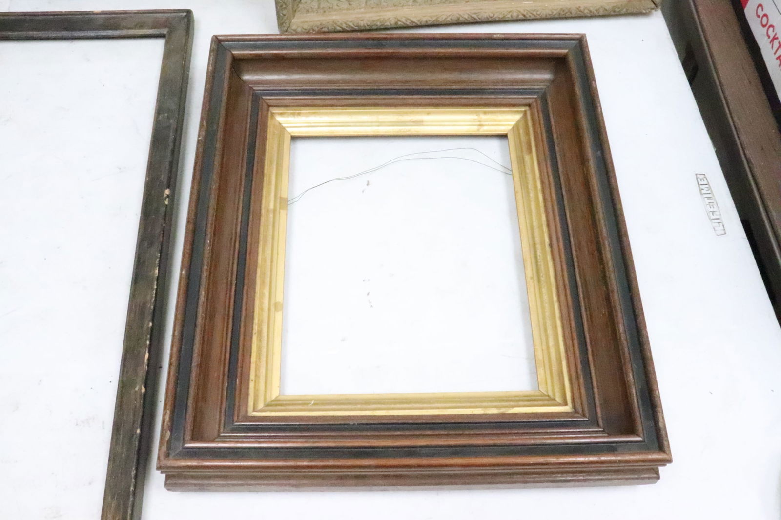 8 painting frames - 5