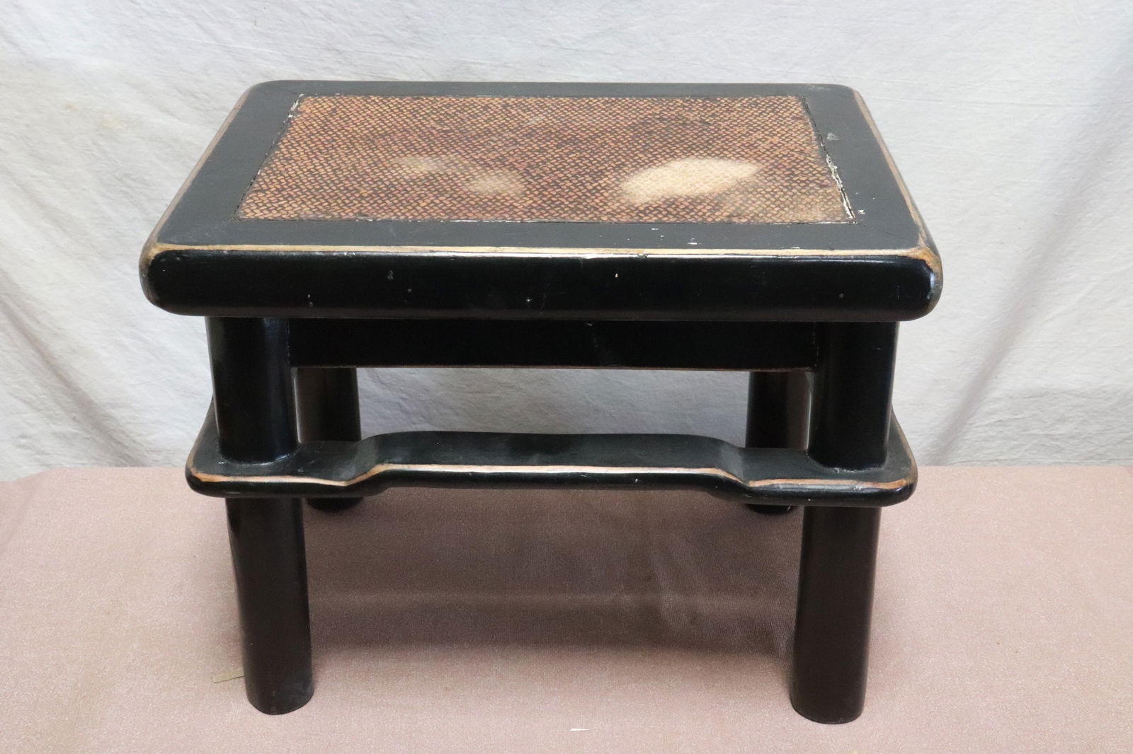 Chinese early 20th c. painted wood stool: Chinese early 20th century painted wood stool with cane top, 11.5"x15"x11"