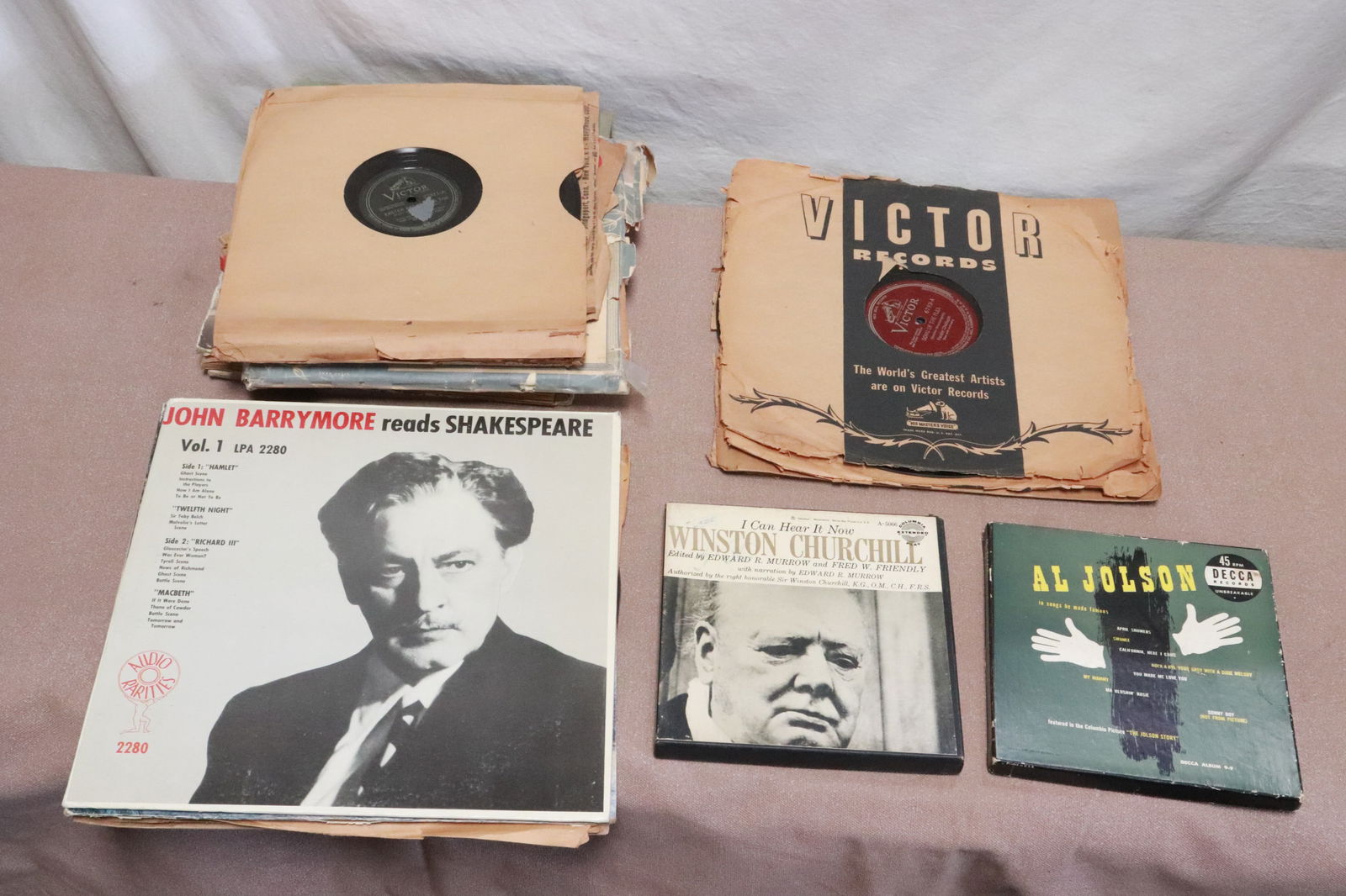 Lot of 78, 45 and 33 LP records: Lot of 78, 45 and 33 LP records features political, songs, etc