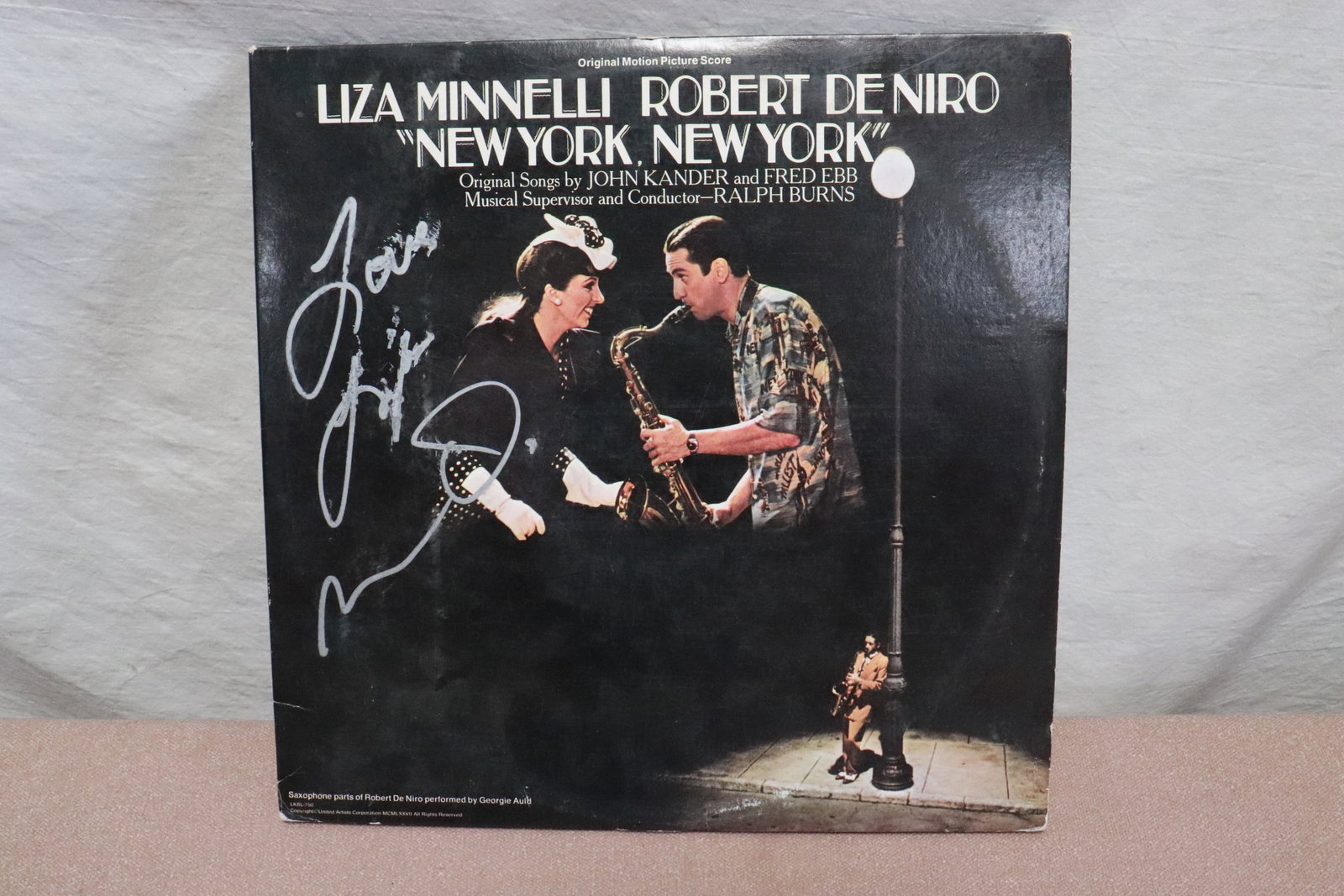 "new York, New York" signed by Liza Minnelli: "new York, New York" signed by Liza Minnelli