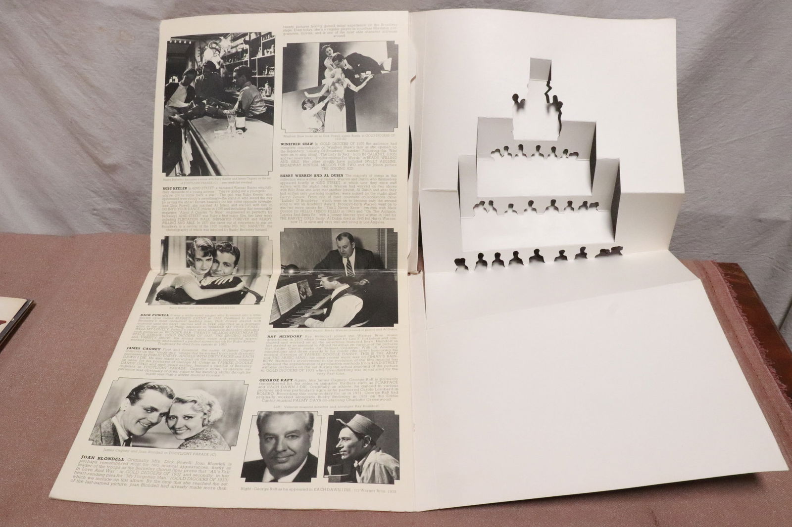 Interesting record w/ 3-dimensional display when open up - 6