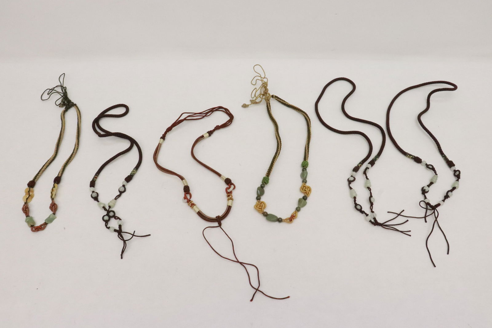 6 string necklaces w/ jadeite/ agate ornaments/ beads: 6 string necklaces with jadeite/ agate ornaments/ beads