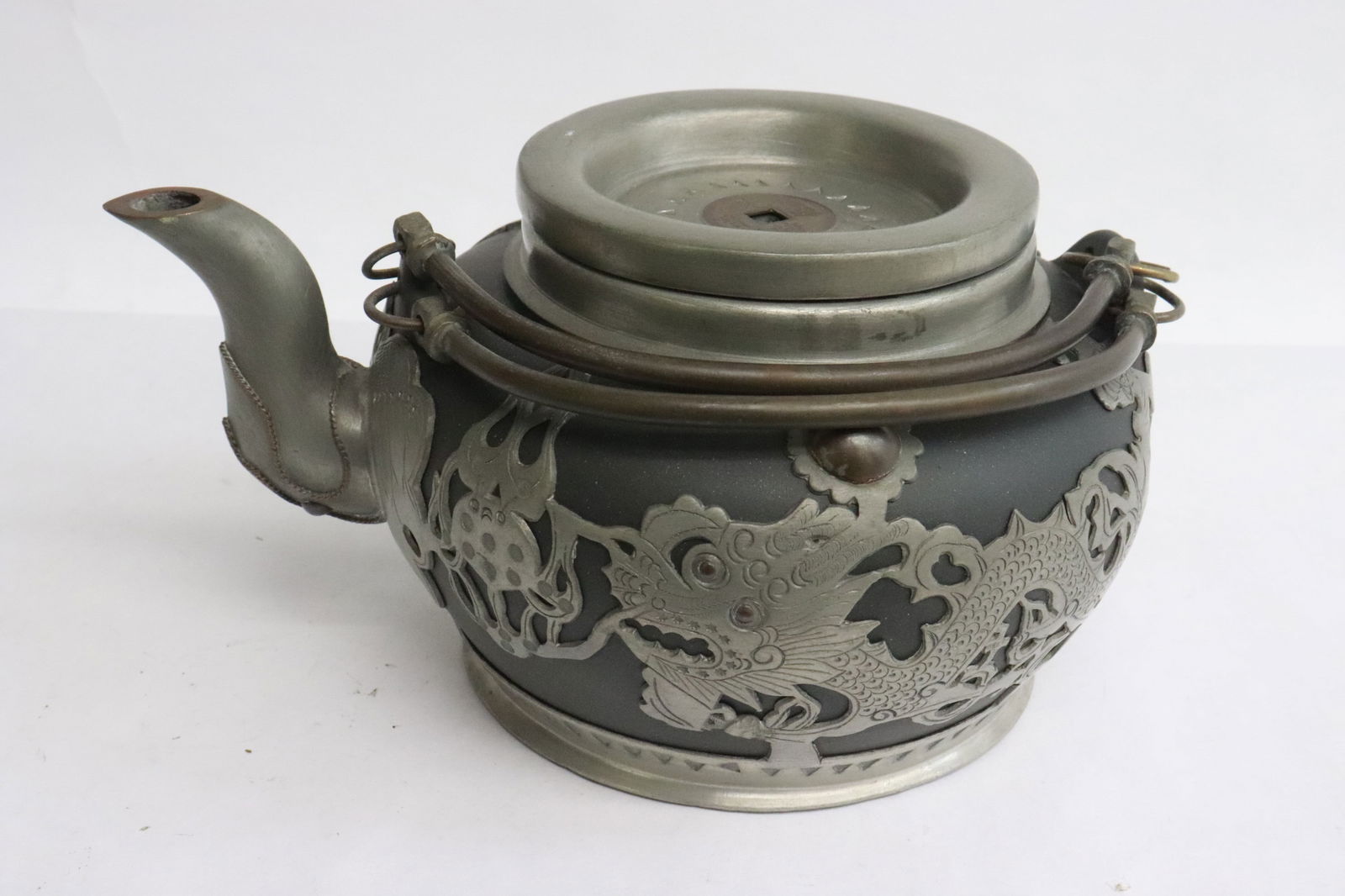 2 Yixing teapots - 2