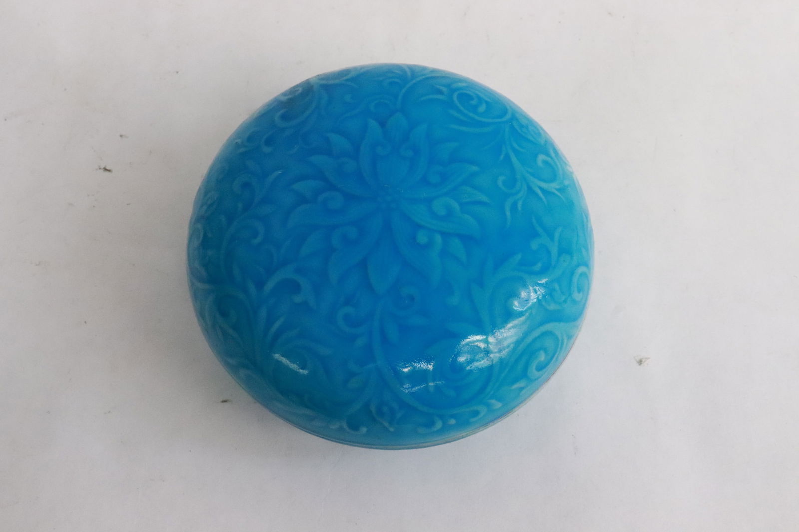 Chinese turquoise blue glazed porcelain ink box: Chinese turquoise blue glazed porcelain ink box, 1.85"x3.5"dia