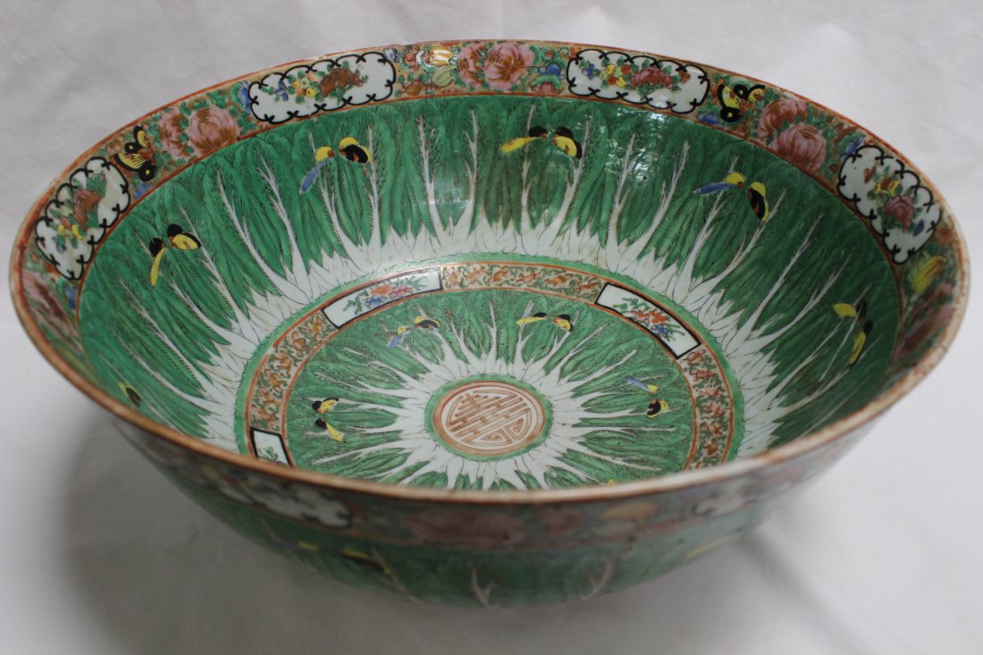 Large Chinese rose canton bowl