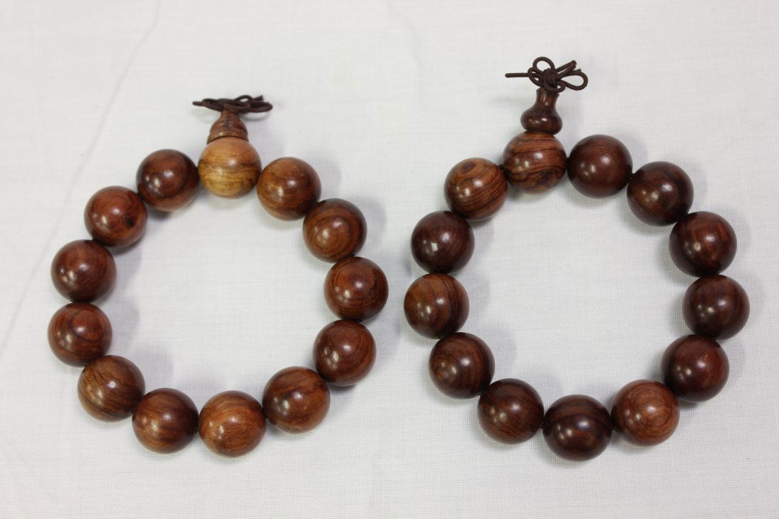 2 Huanghuali wood bead bracelets: 2 Huanghuali wood bead bracelets (16mm dia, 13 beads) (17mm dia, 13 beads)