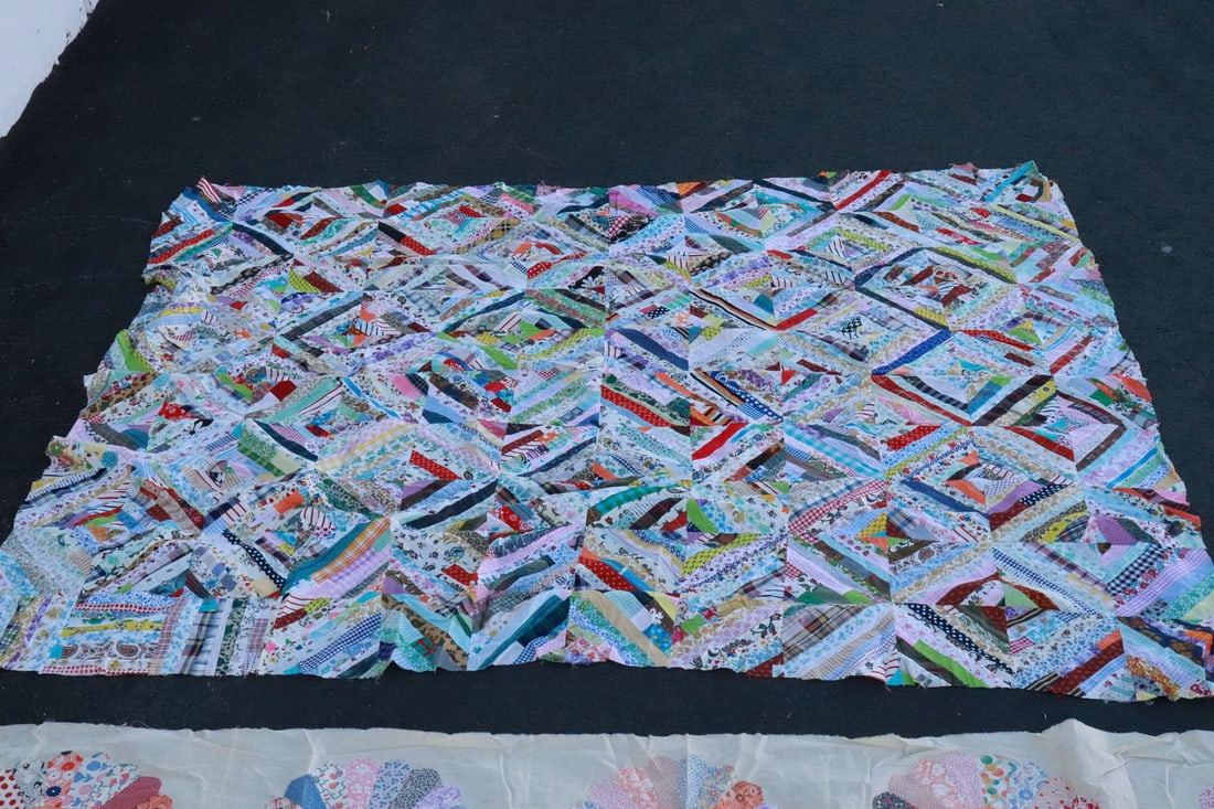 2 Victorian patch quilt tops - 6