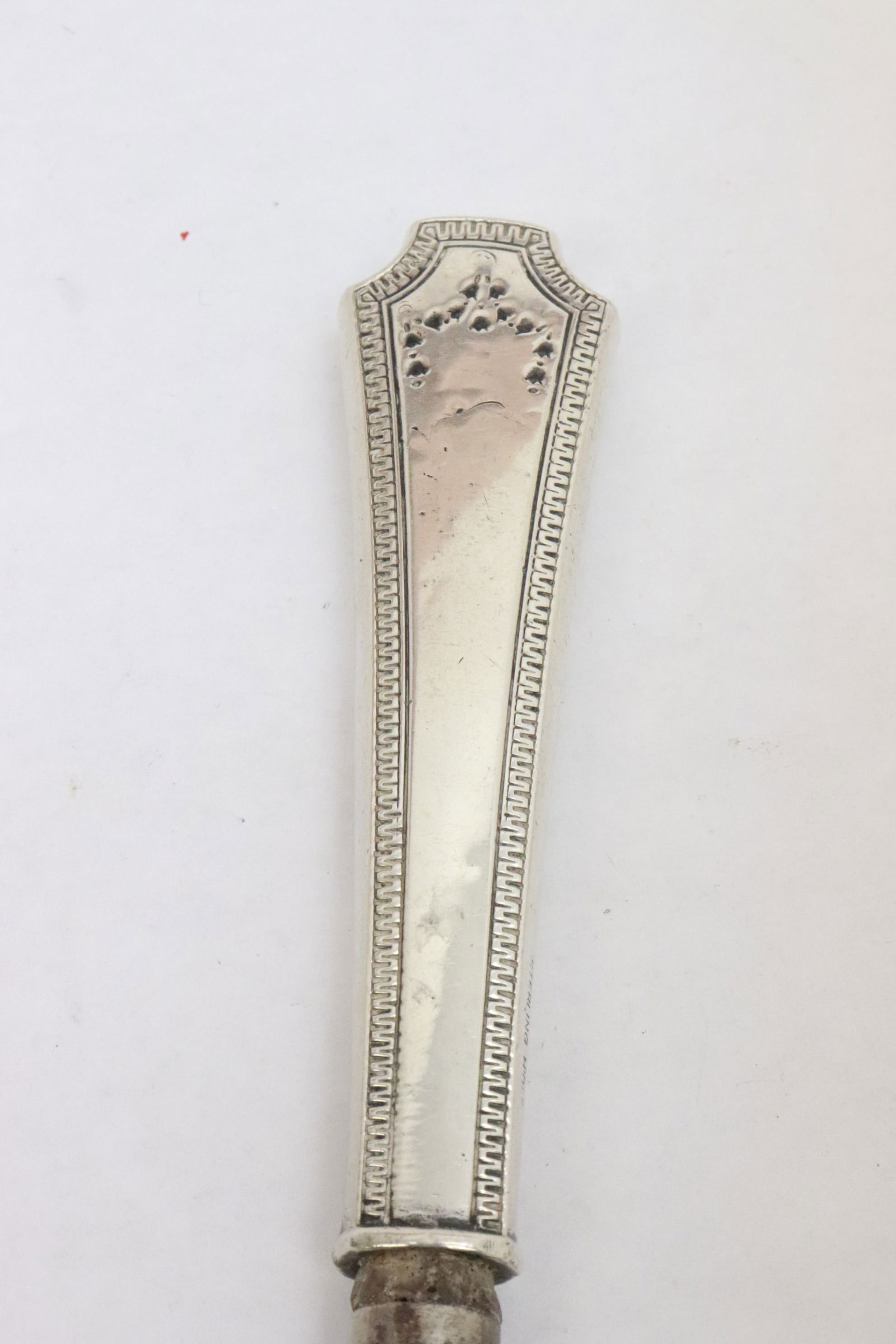 2 sterling handled serving pieces - 4