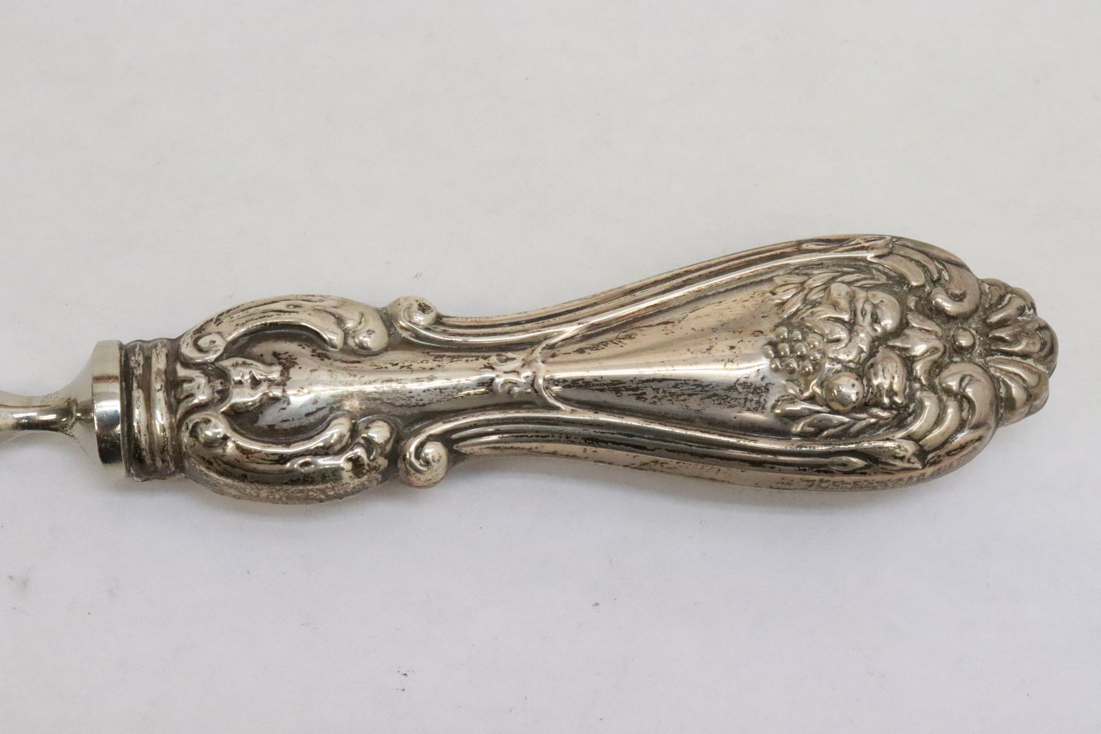 2 sterling handled serving pieces - 7