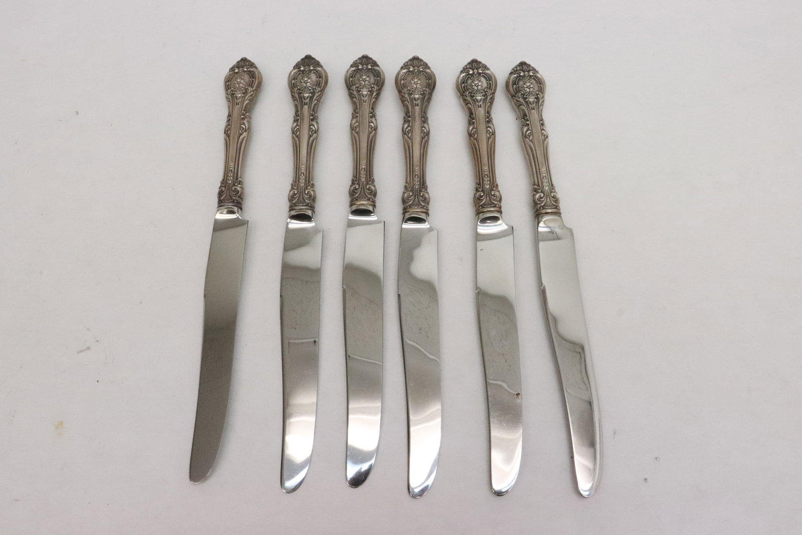 6 Gorham sterling handled knives - 6