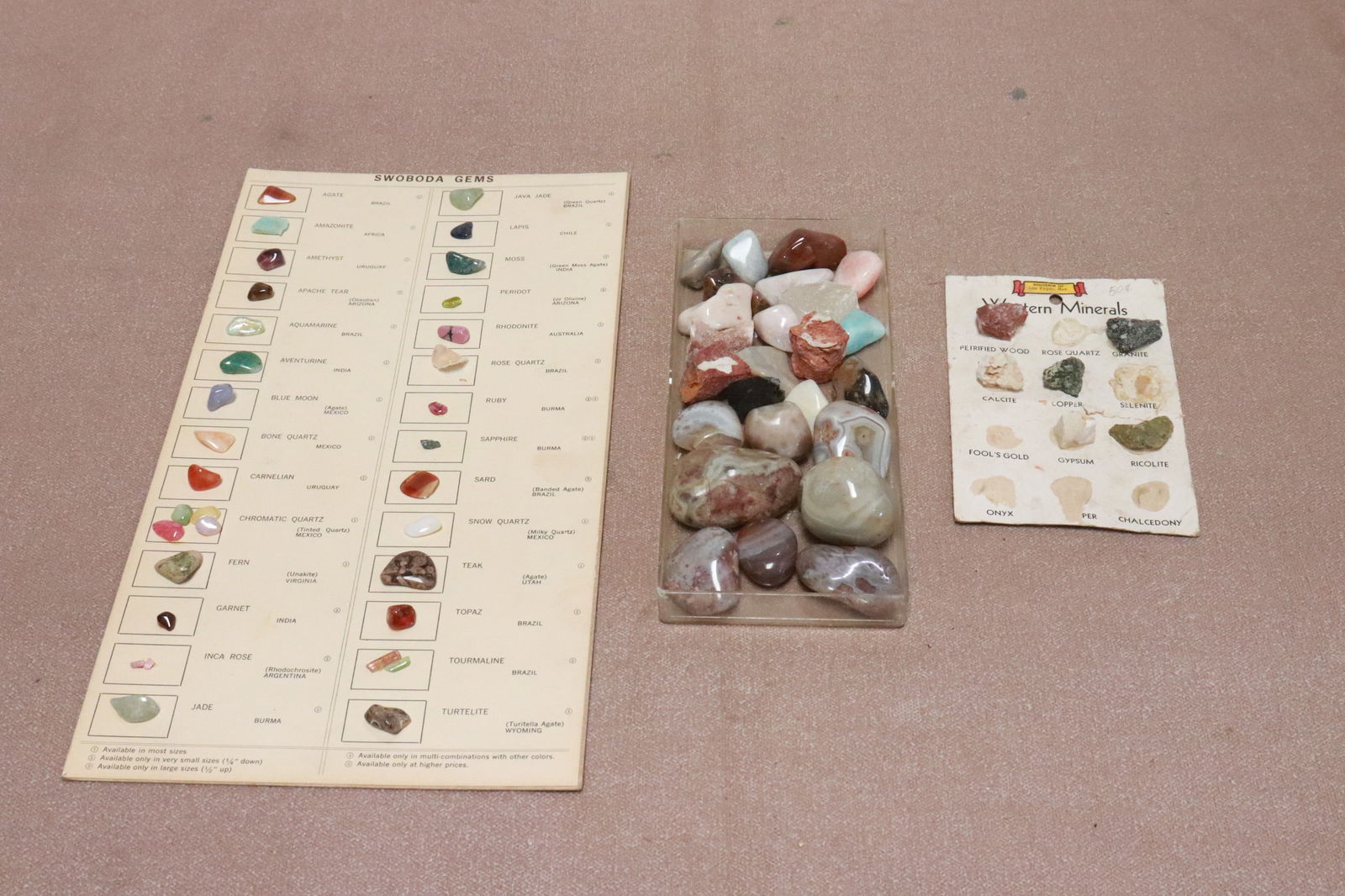 Lot of misc. geo's and fossils: Lot of misc. geo's and fossils, 0.35"x0.18"x0.15" - 2.3"x1.65"x1"