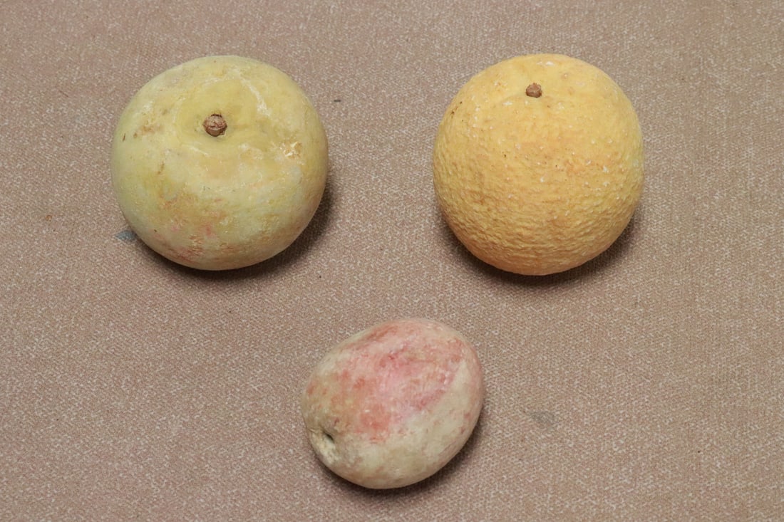 3 stone carved fruits: 3 stone carved fruits, 2.6"x2"x2.15" - 3"x2.85"dia