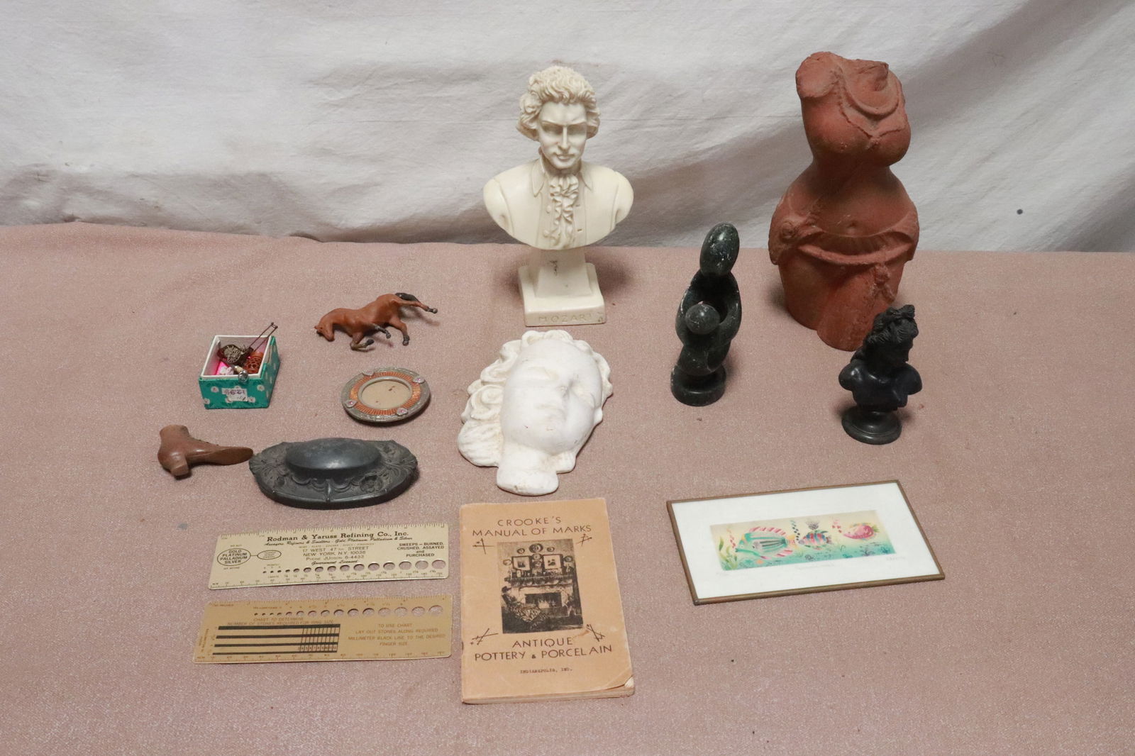 5 pieces terracotta/ stone figures/ bust: 5 pieces terracotta/ stone figures/ bust, 2.7"H - 9.4"H