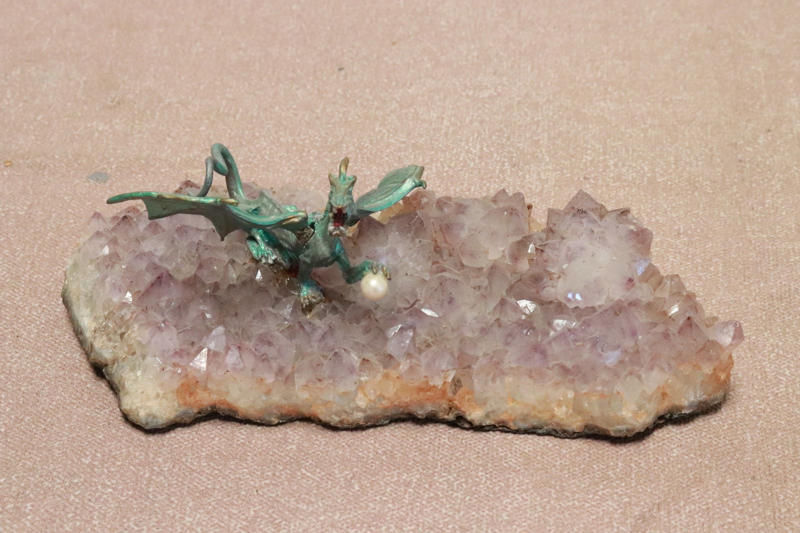 Sculpture of dragon on amethyst geo: Sculpture of dragon on amethyst geo, 2.85"x7.5"x4"