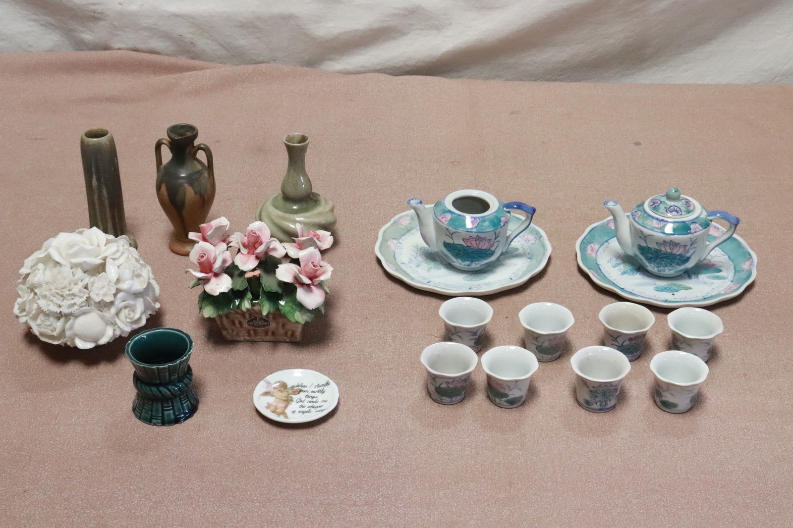 Lot of misc. porcelains: Lot of misc. porcelains