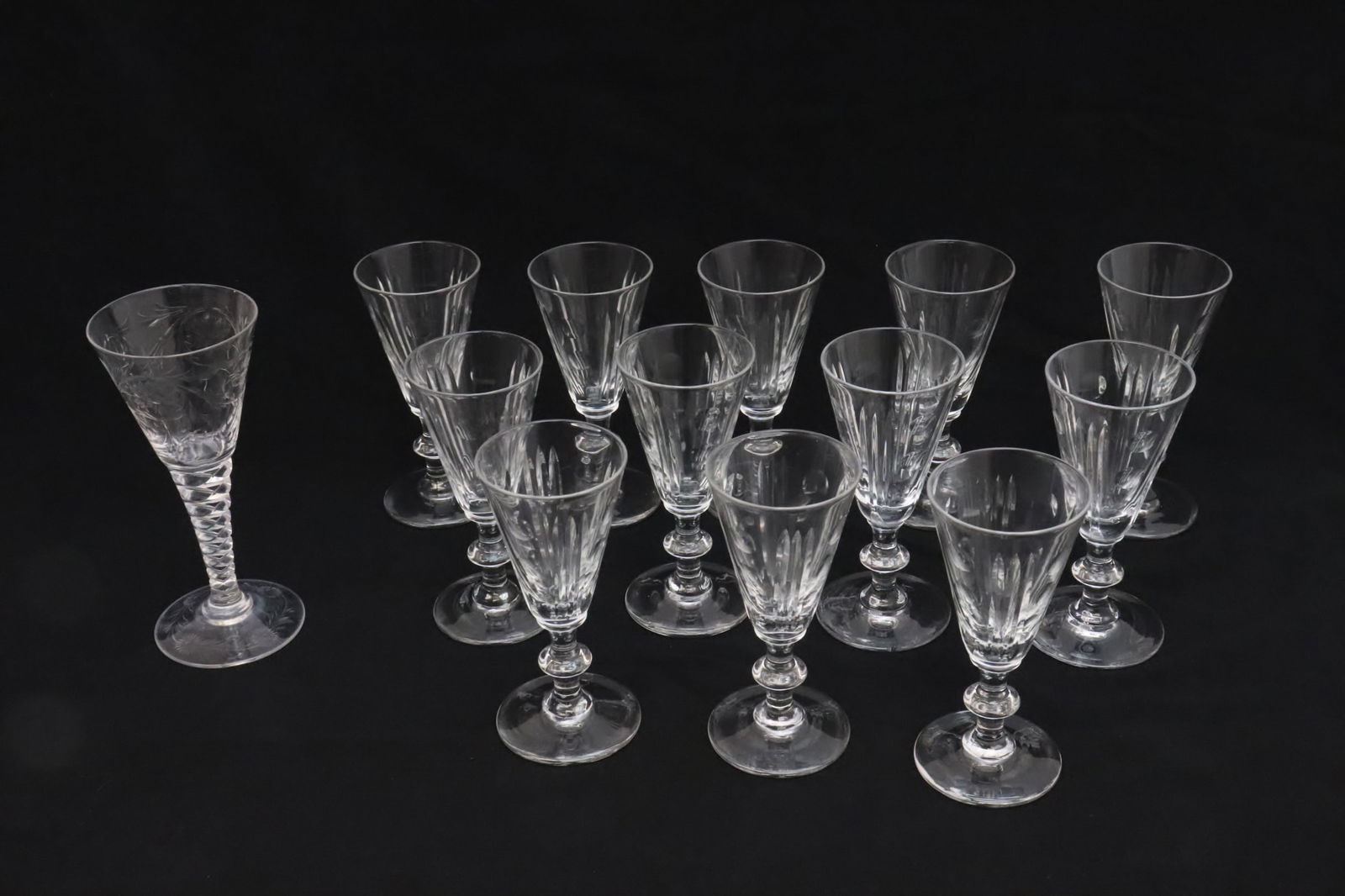 13 pieces beautiful etched depression glass goblets (1 of 7)