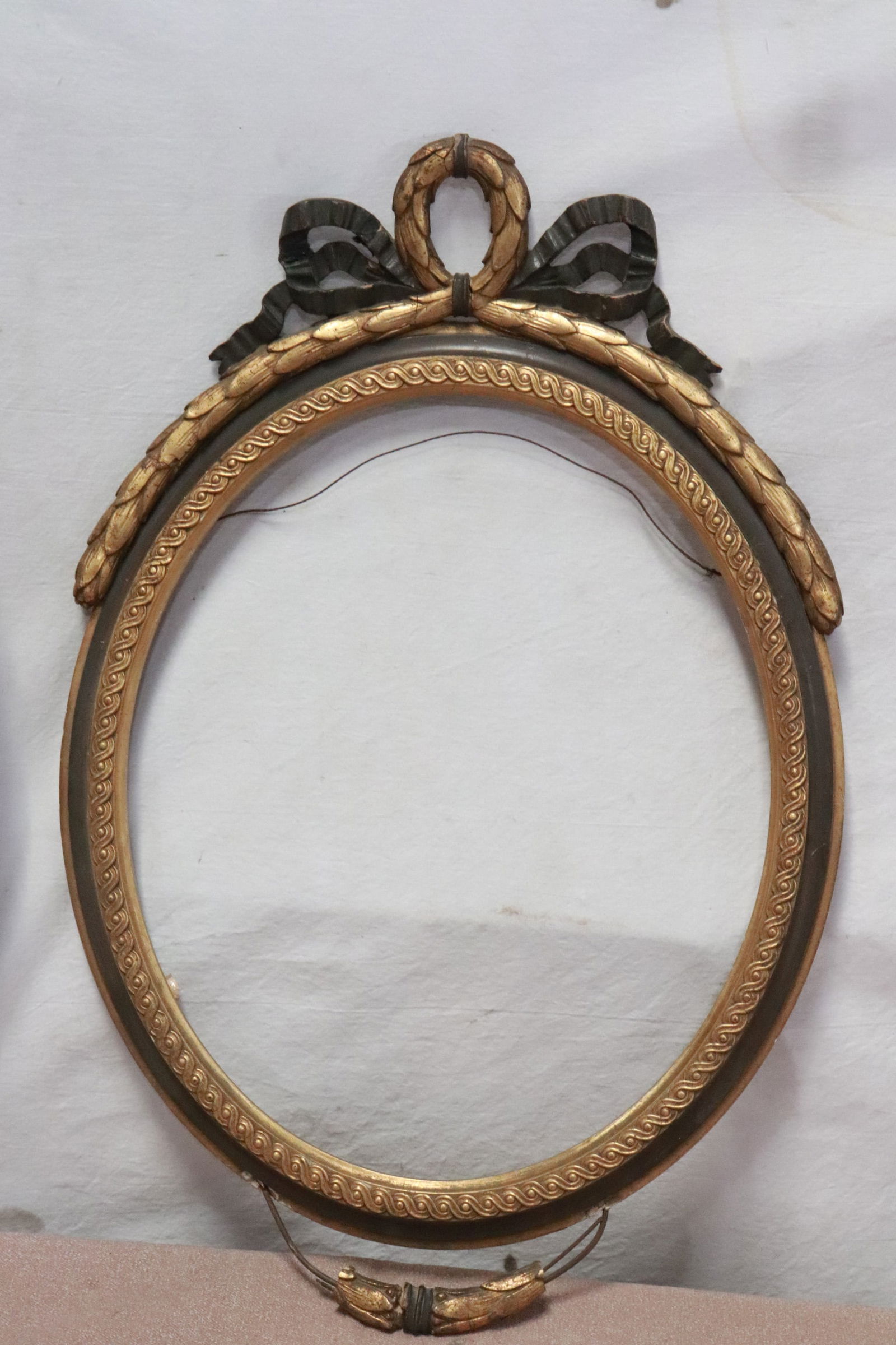 2 antique picture frames - 2