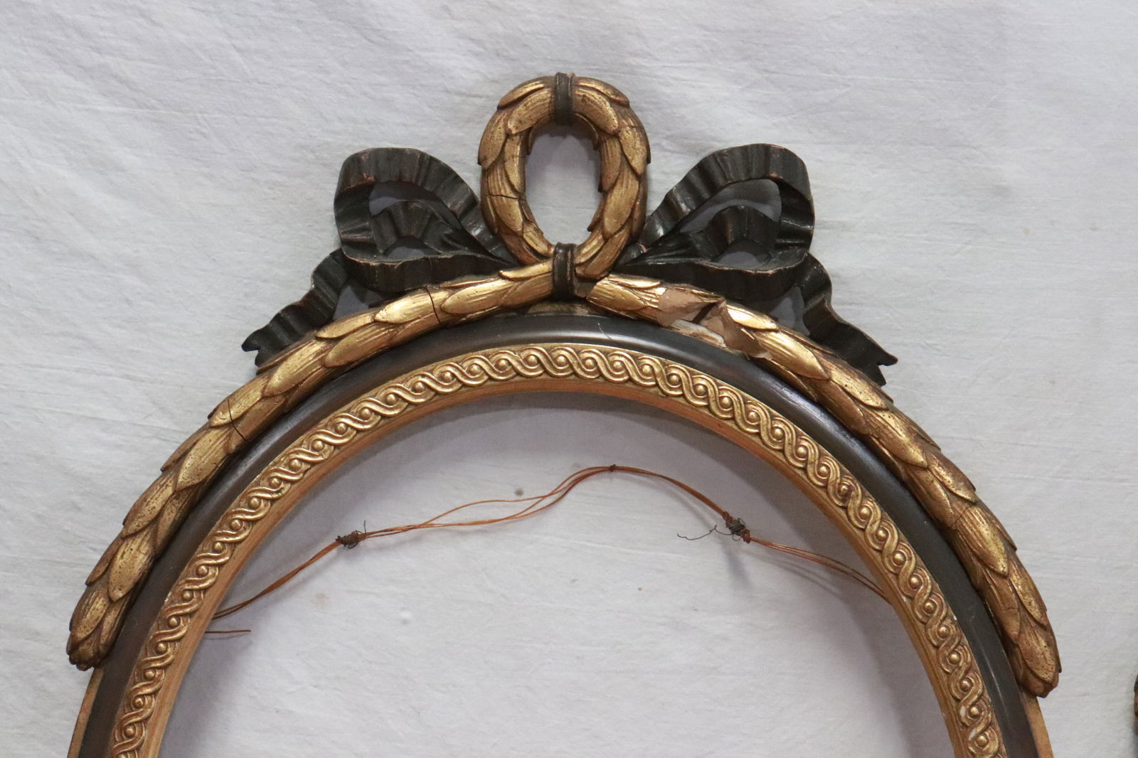 2 antique picture frames - 6