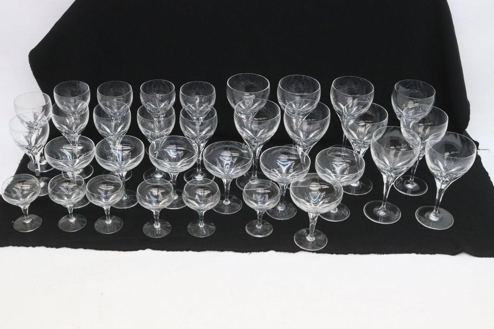 Beautiful large set crystal wine goblet by Josair: Beautiful large set crystal wine goblet by Josair (4.8"x3.7"dia - 6.95"x3.65"dia), total 33 pieces