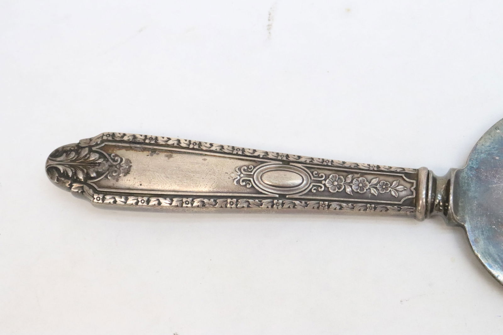 2 sterling handled serving pieces - 3