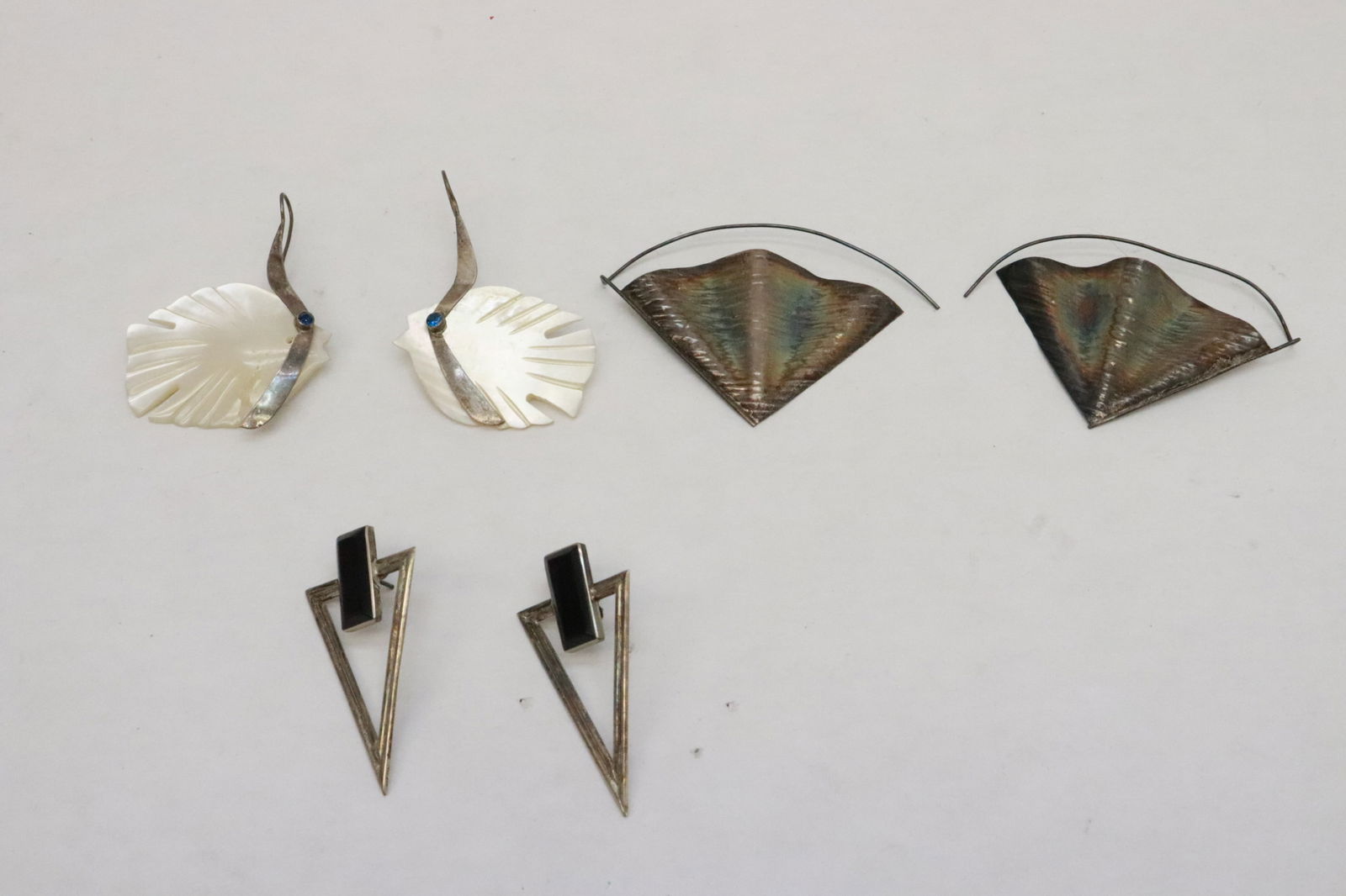 3 pairs modern design sterling earrings: 3 pairs modern design sterling earrings, total wt. 37gm