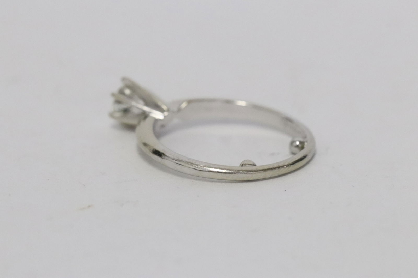 14K W/G diamond ring - 7