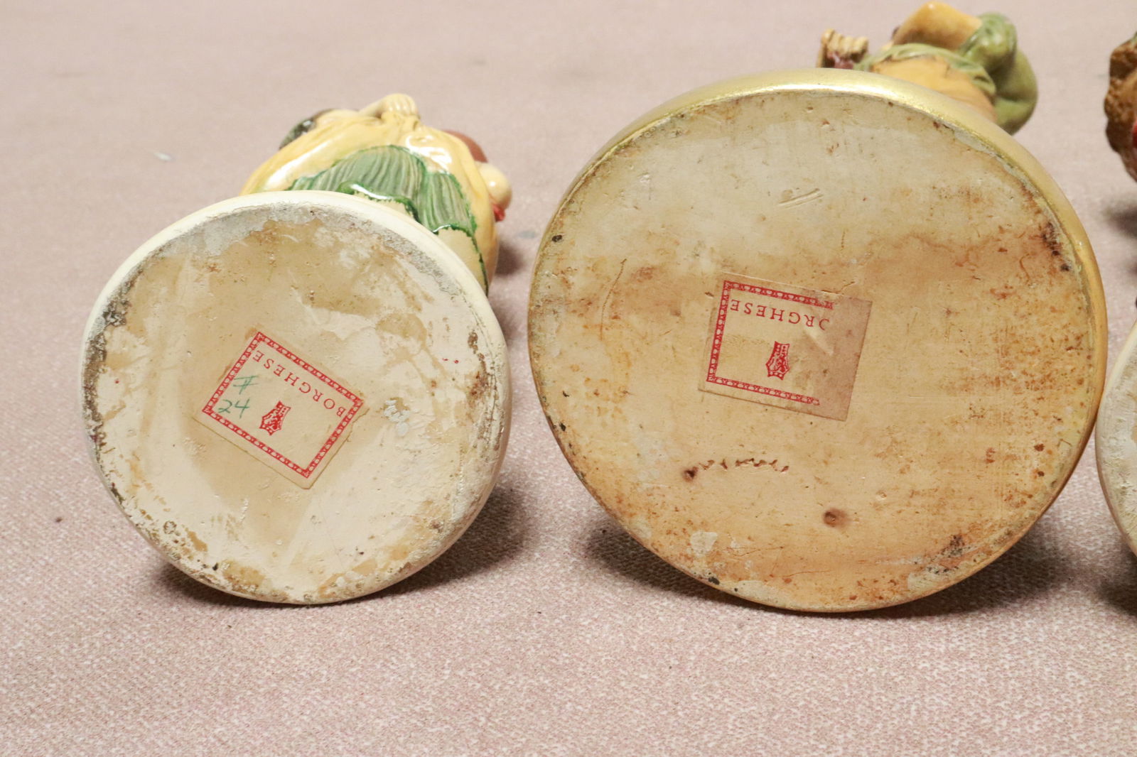 4 pieces Borghese figures - 8