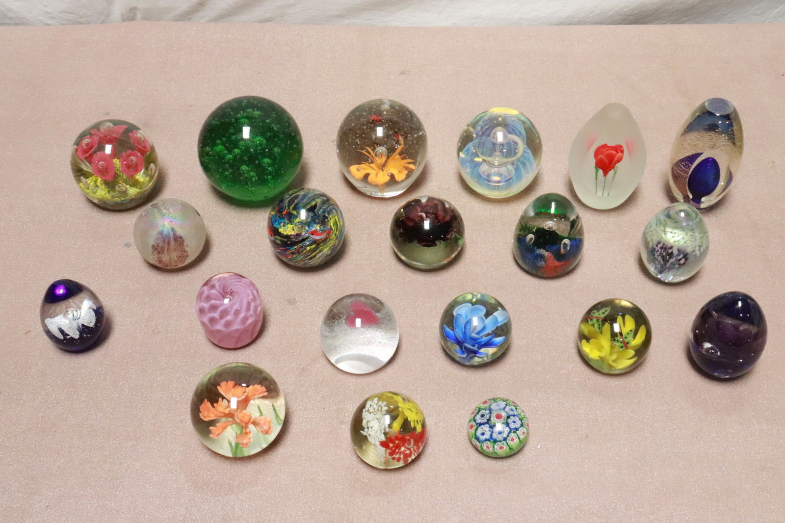 Large lot of art glass paperweights (1 of 7)