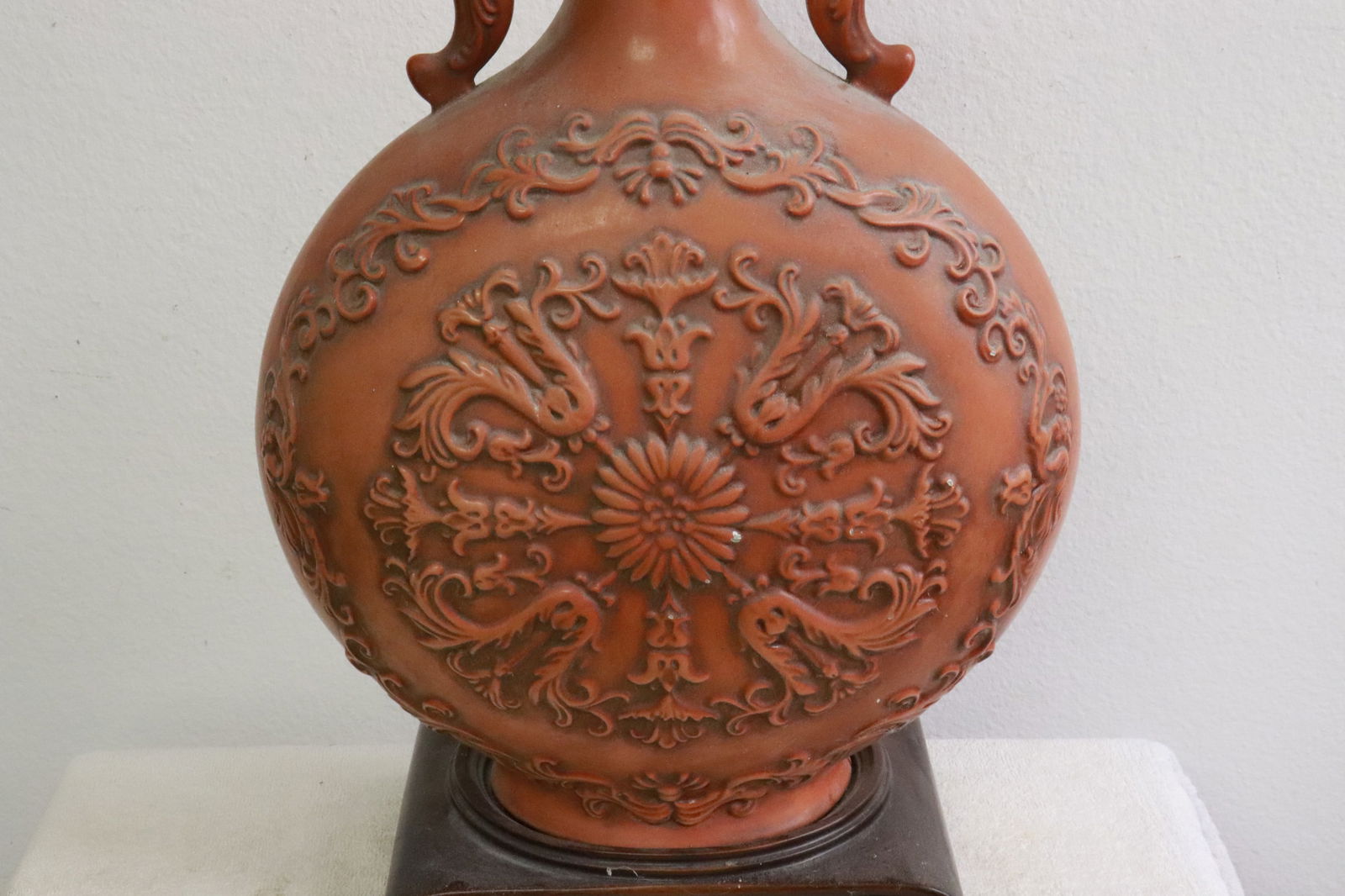 An earthenware jar made as a lamp - 3