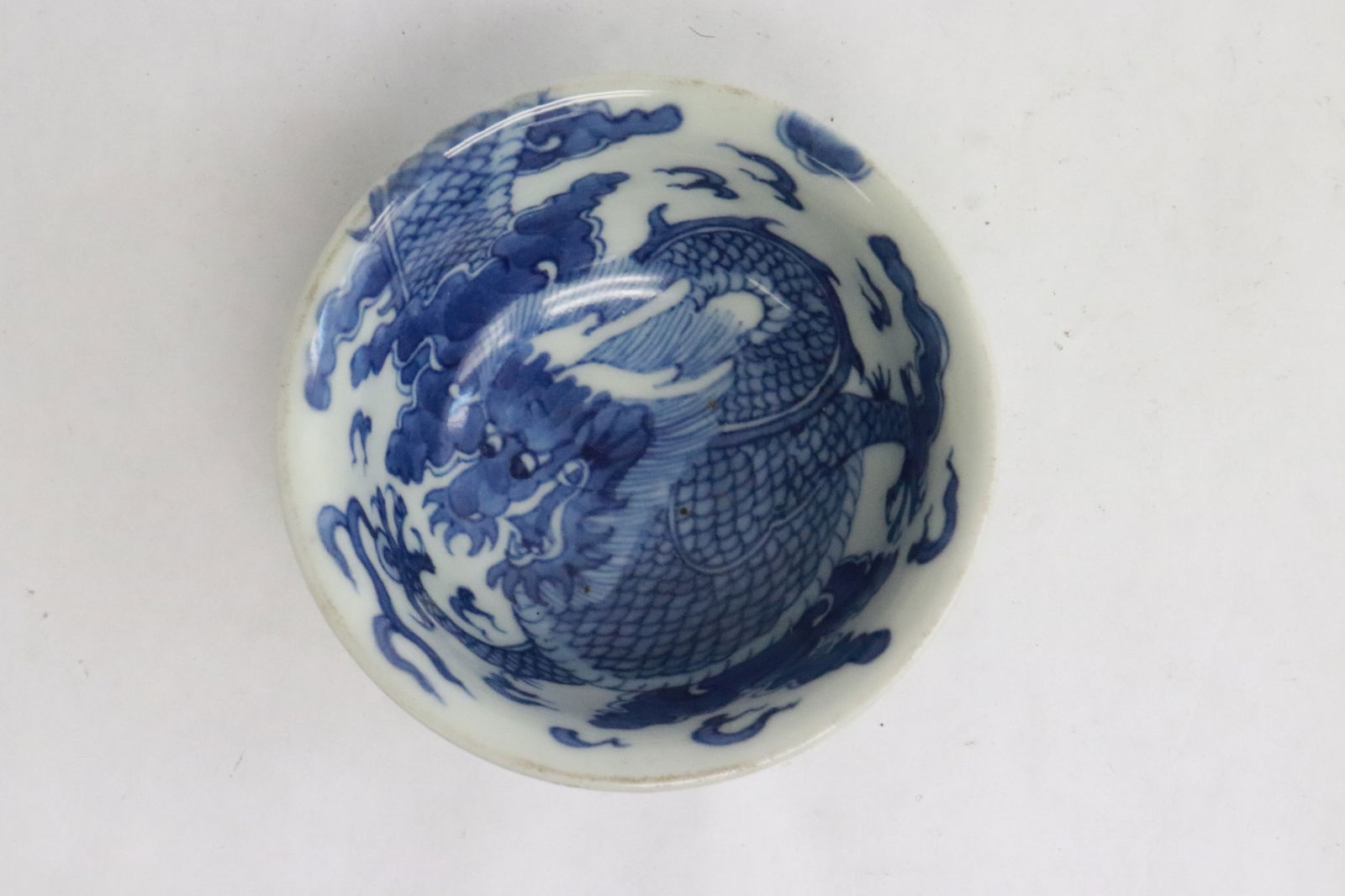 Chinese blue and white porcelain tea bowl (1 of 5)